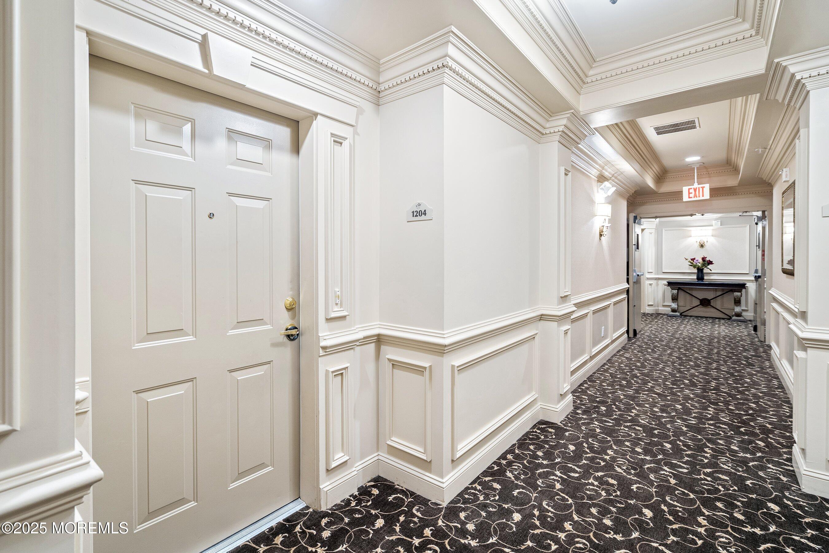 1204 Cedar Village Boulevard 204