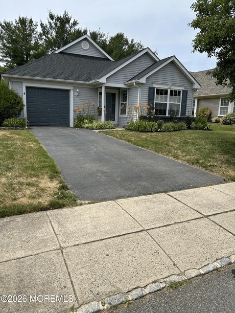 Homes For Sale - 2924 Crestview Lane<br/> Toms River, NJ 08755