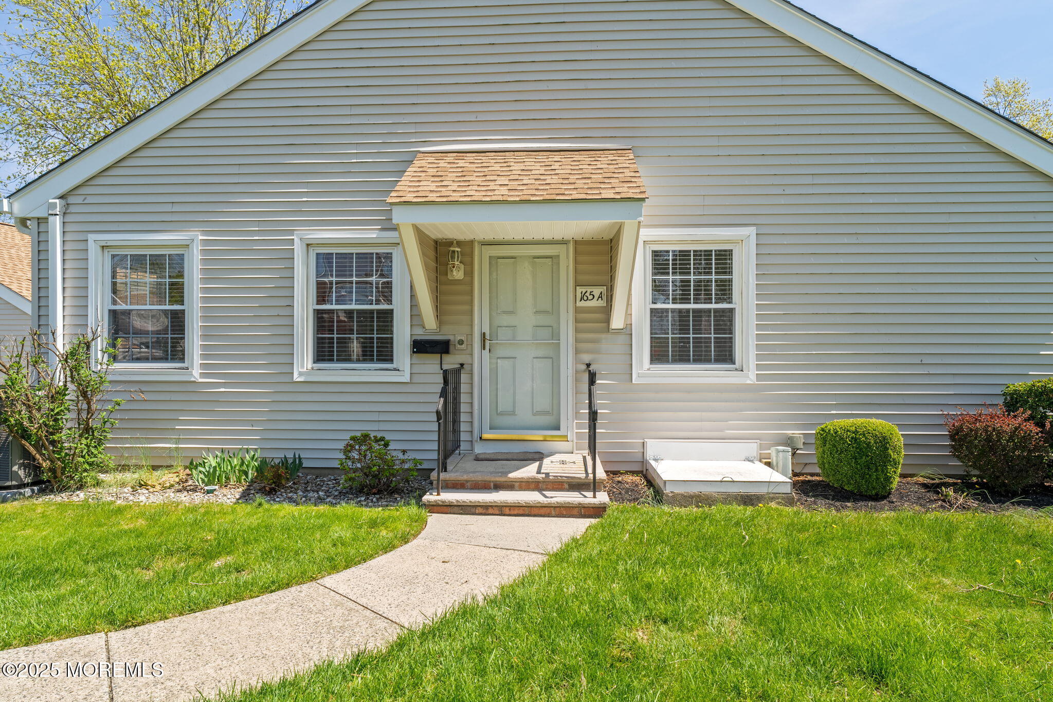 165A Cours De Clemenceau #A, Freehold, New Jersey image 6