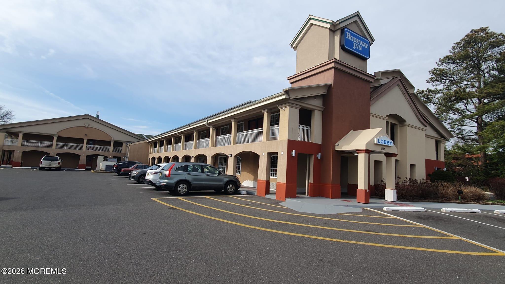 1132 Route 73 Rodeway Inn Mount Laurel