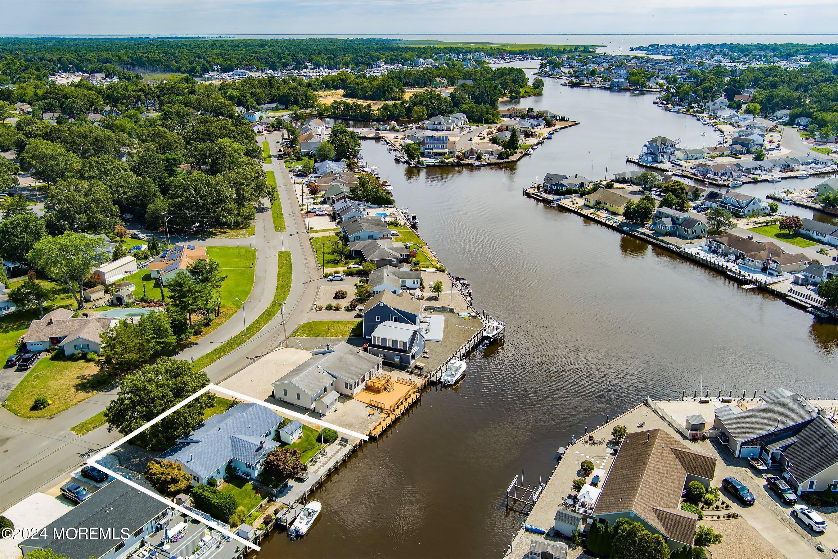 33 Parkers Point Boulevard, Forked River, New Jersey image 6