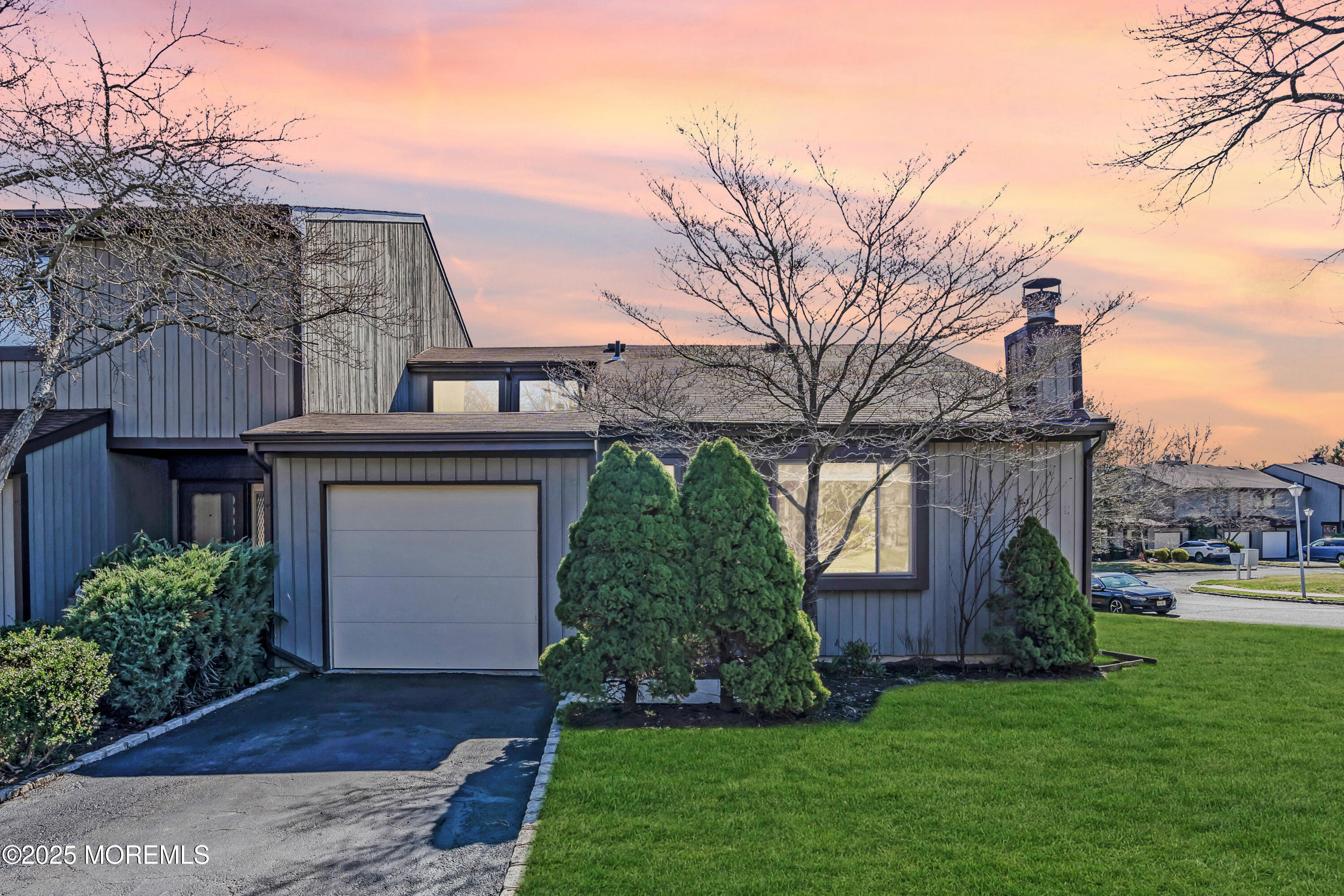 152 Penn Court #133, Old Bridge, New Jersey image 1