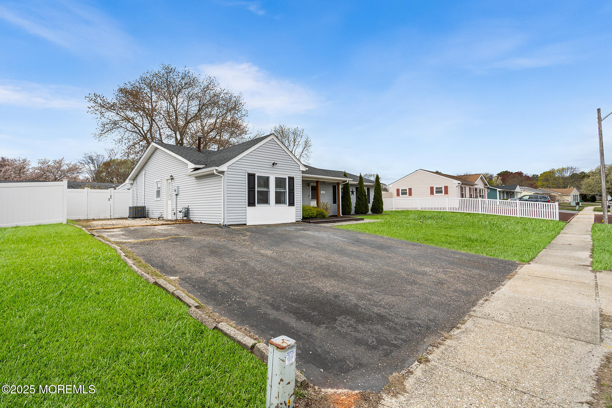 10 Oneida Avenue, Waretown, New Jersey image 3