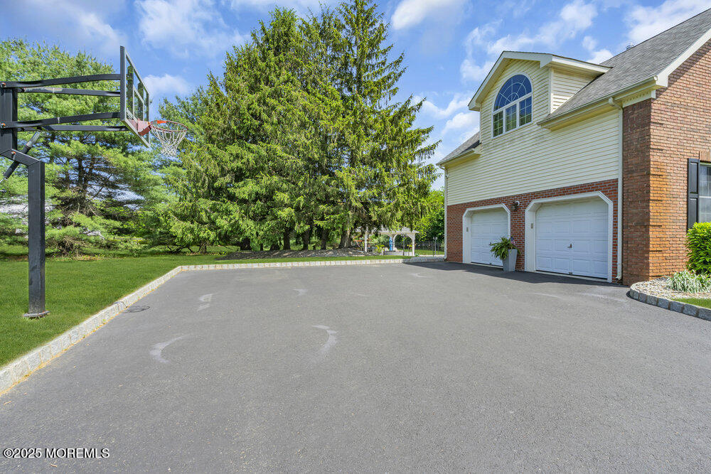 11 Pullen Drive, Millstone, New Jersey image 37