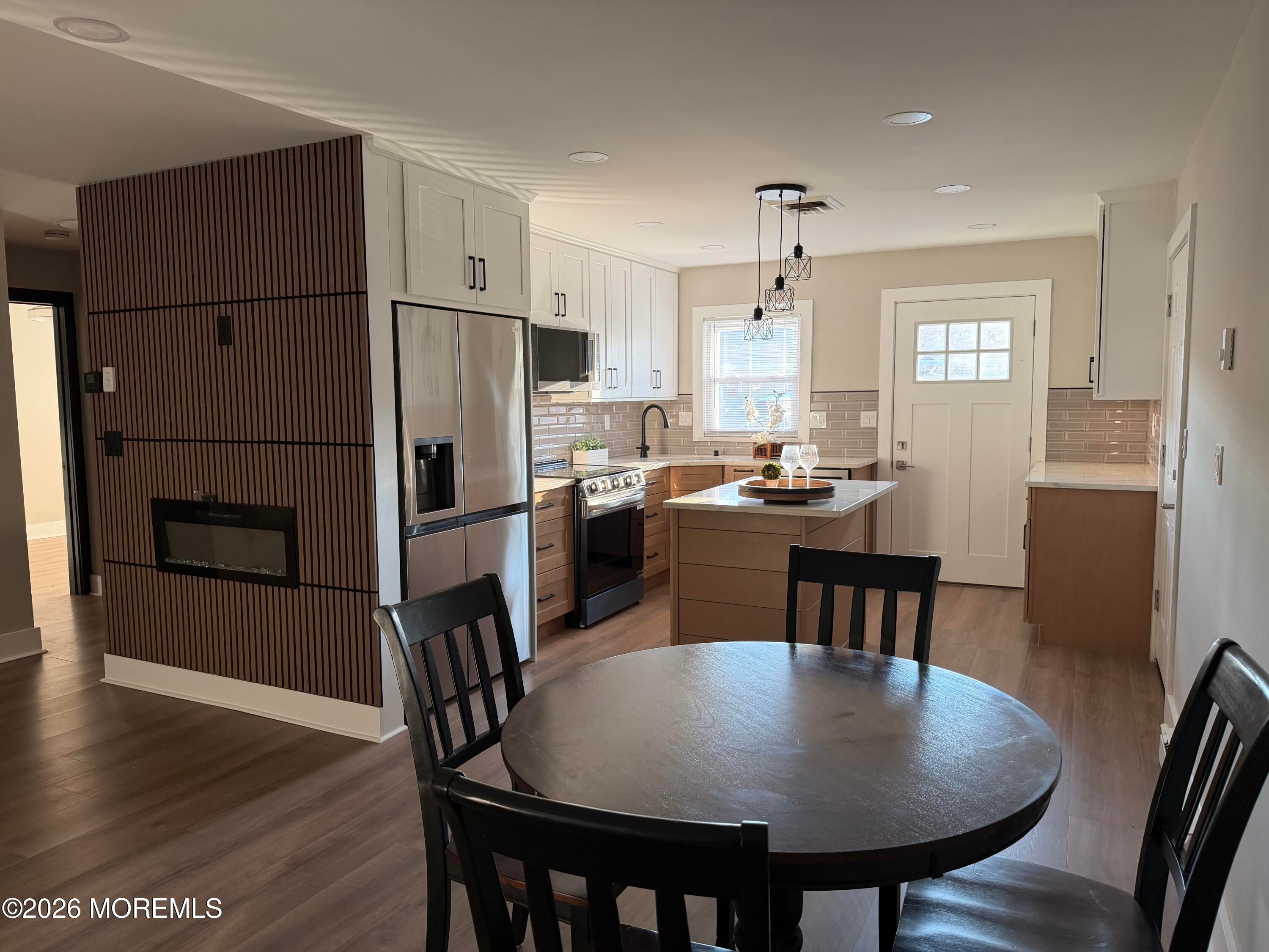 337c Canterbury Court
