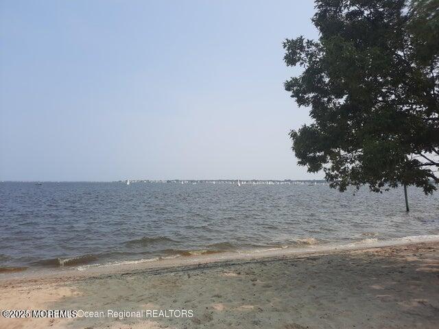 256 Summit Avenue, Island Heights, New Jersey image 2