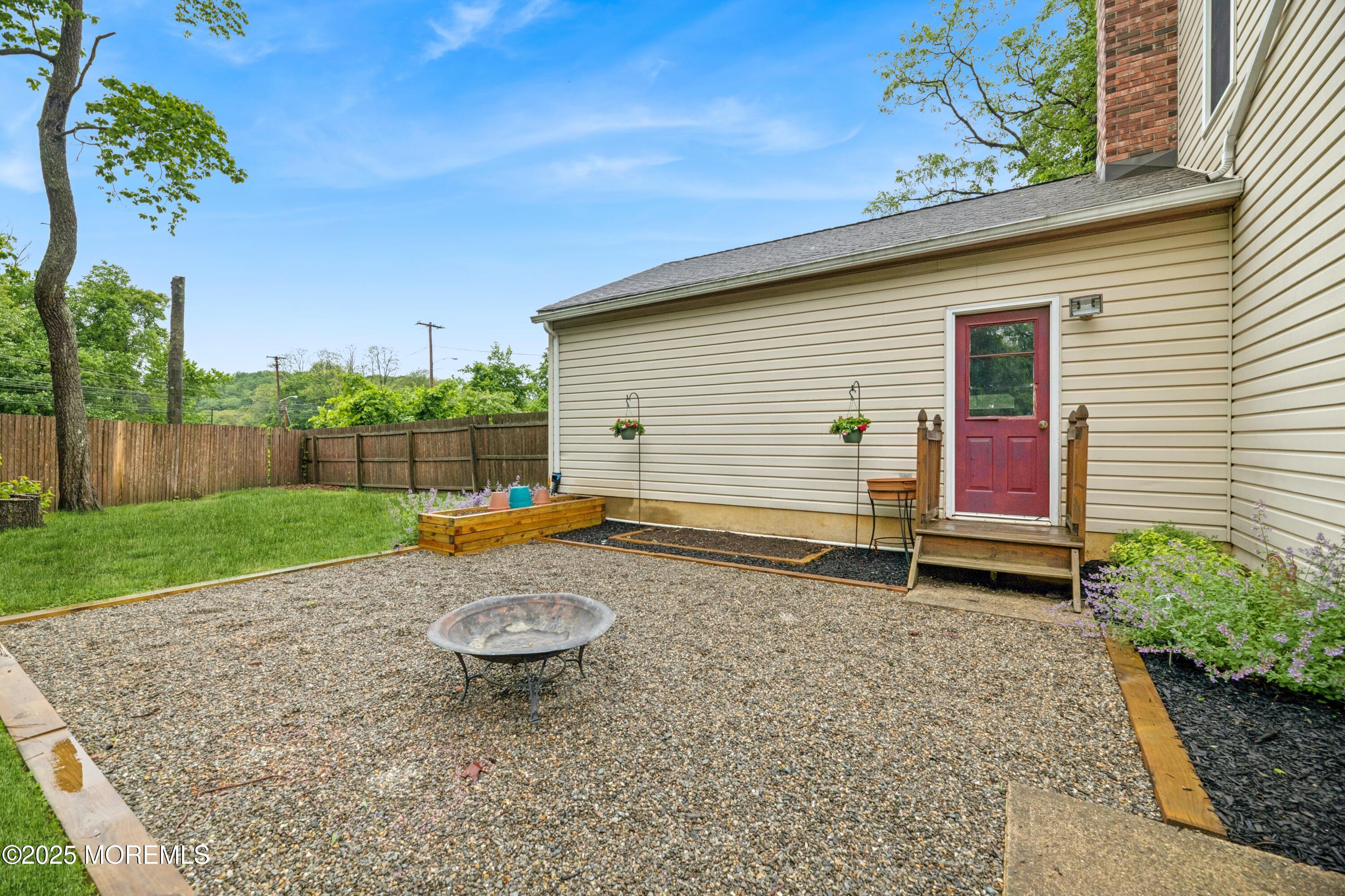 325 Oak Hill Road, Red Bank, New Jersey image 43