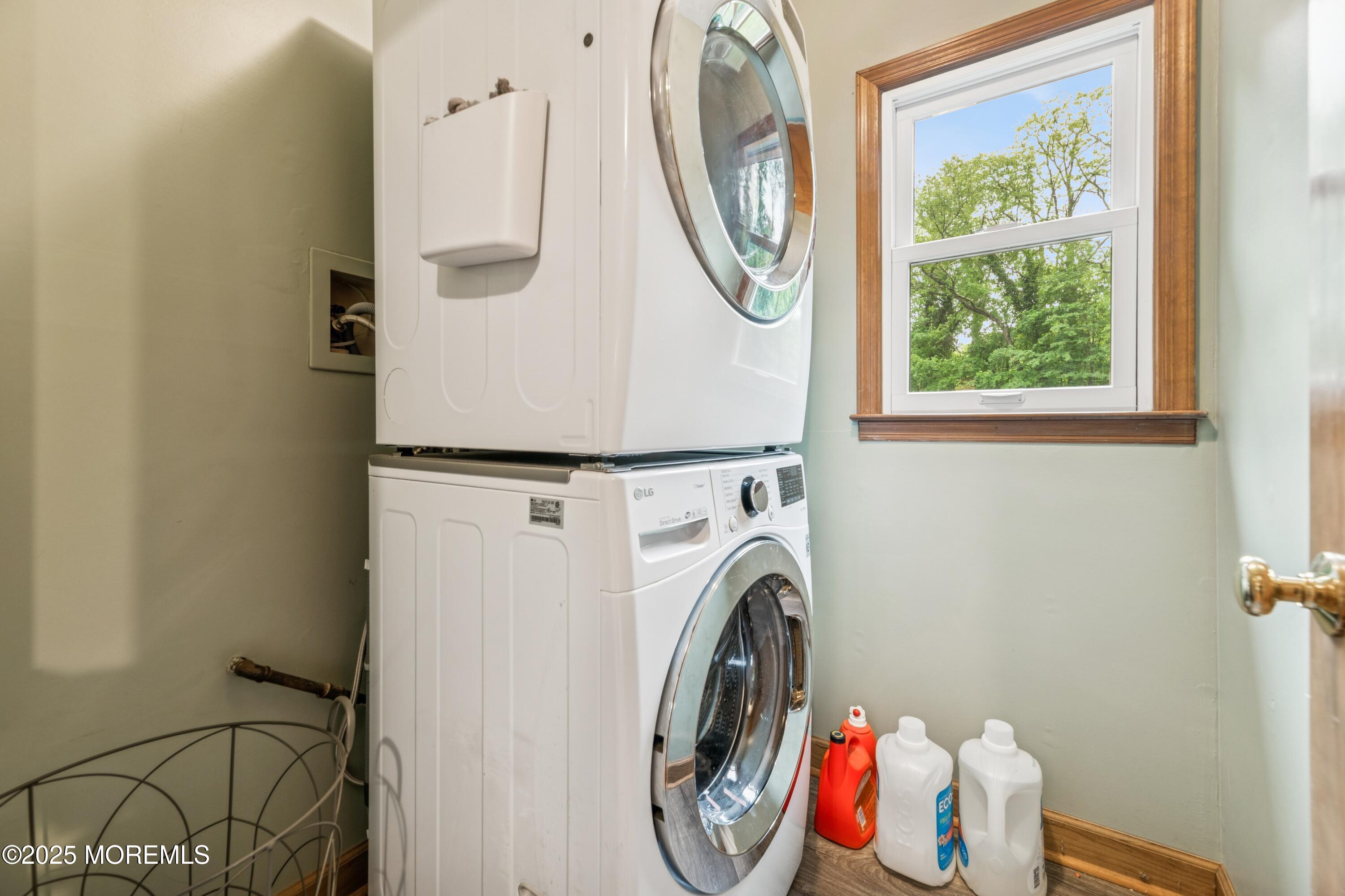 325 Oak Hill Road, Red Bank, New Jersey image 39