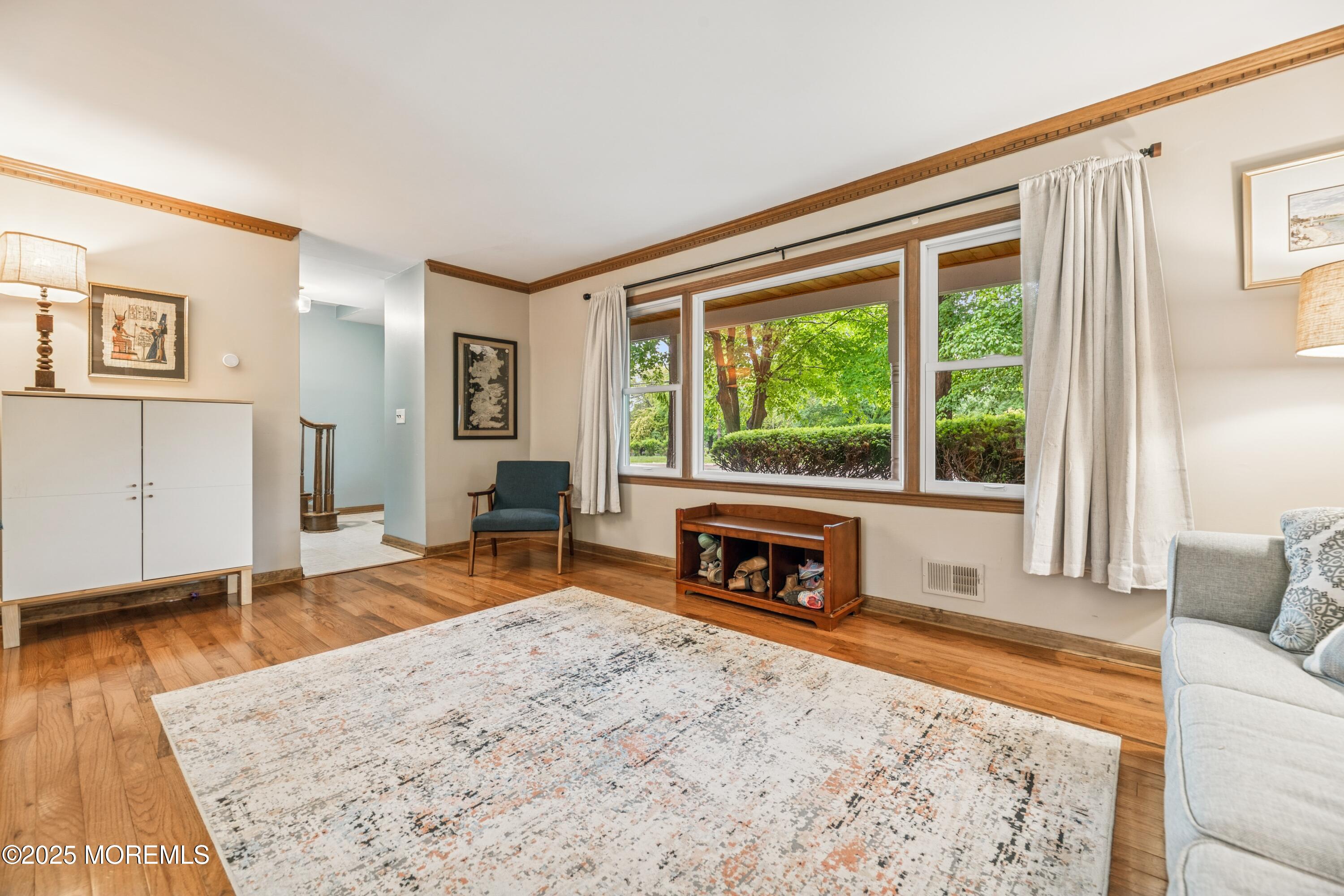 325 Oak Hill Road, Red Bank, New Jersey image 9