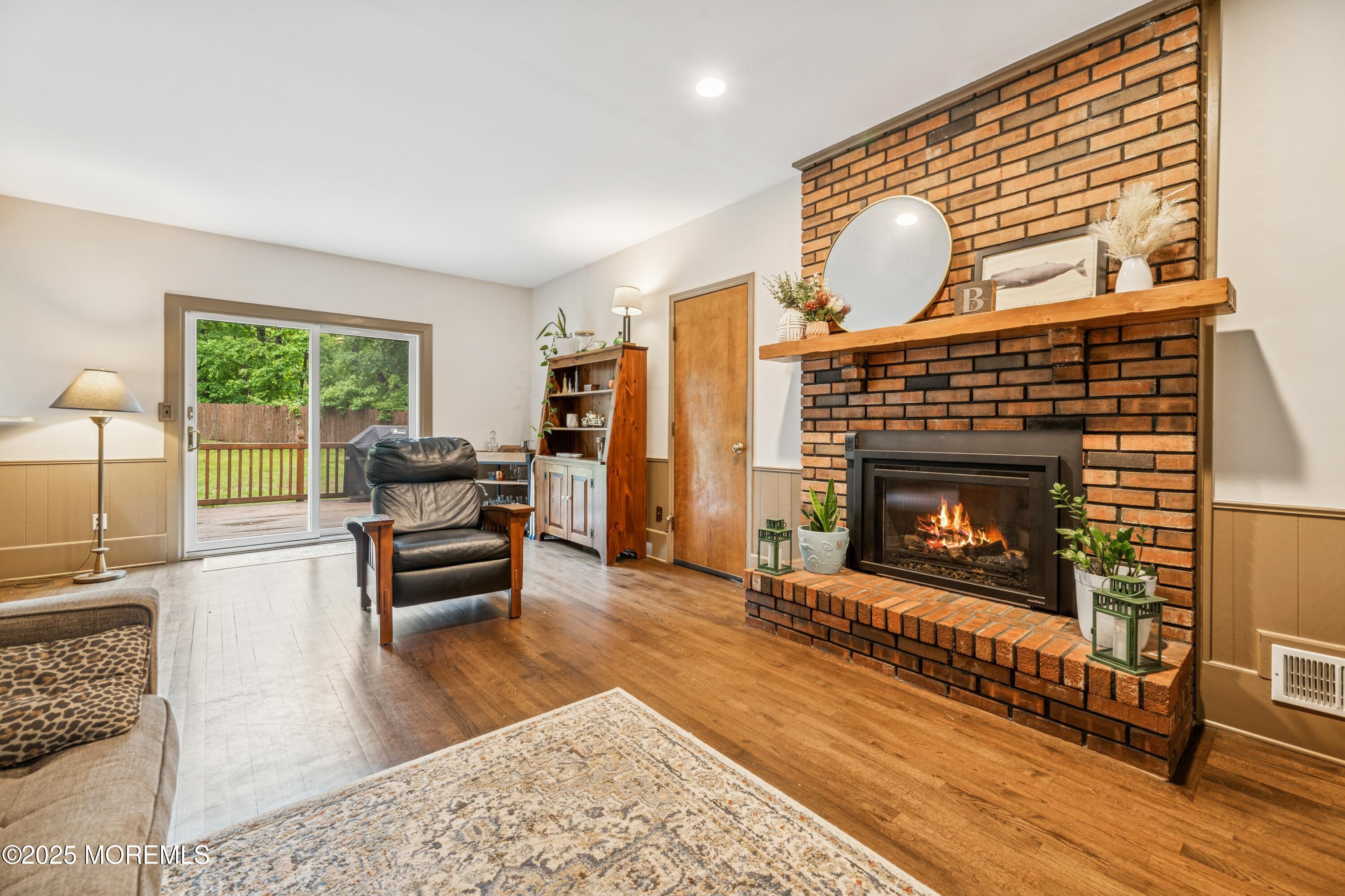 325 Oak Hill Road, Red Bank, New Jersey image 24