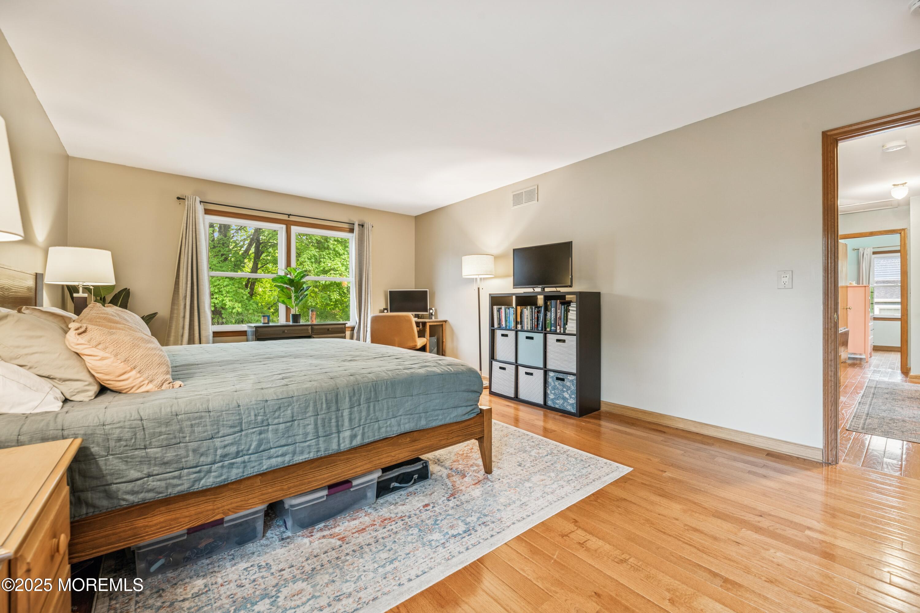 325 Oak Hill Road, Red Bank, New Jersey image 30