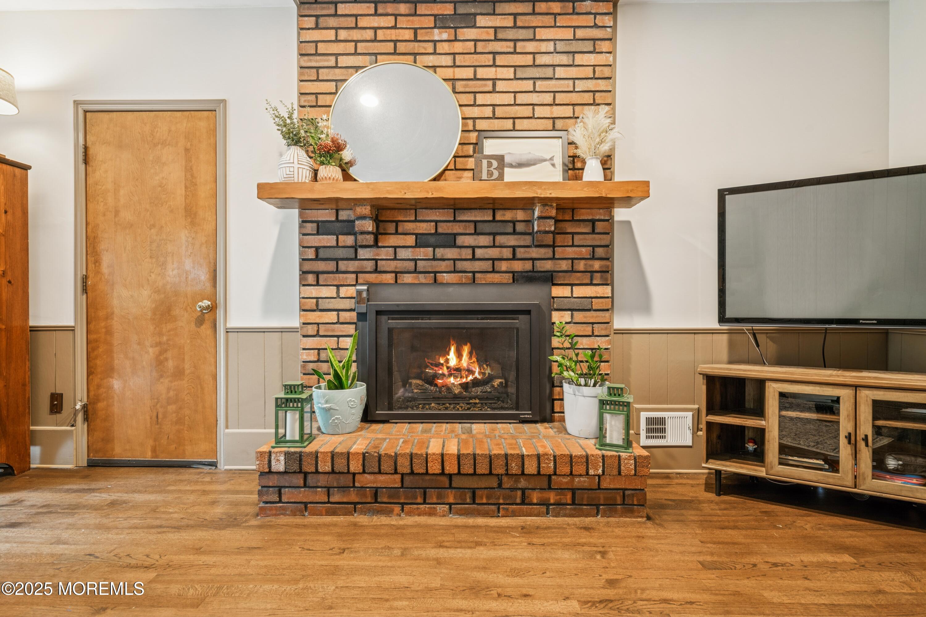 325 Oak Hill Road, Red Bank, New Jersey image 22