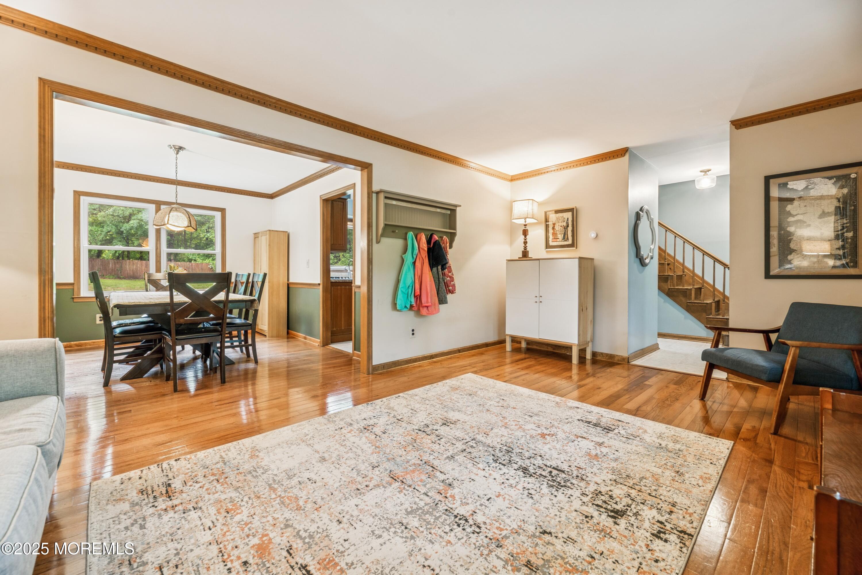 325 Oak Hill Road, Red Bank, New Jersey image 10
