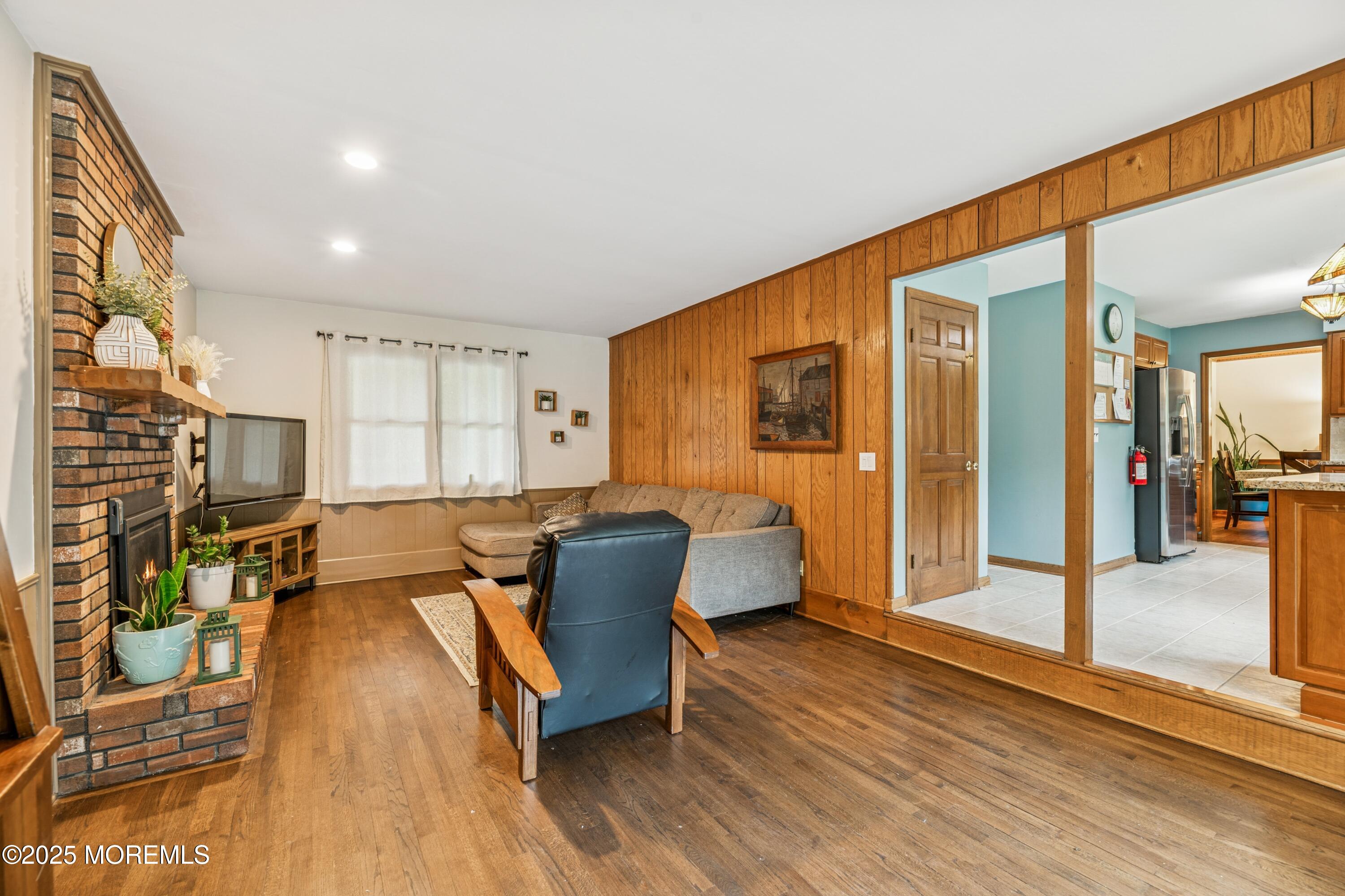325 Oak Hill Road, Red Bank, New Jersey image 26