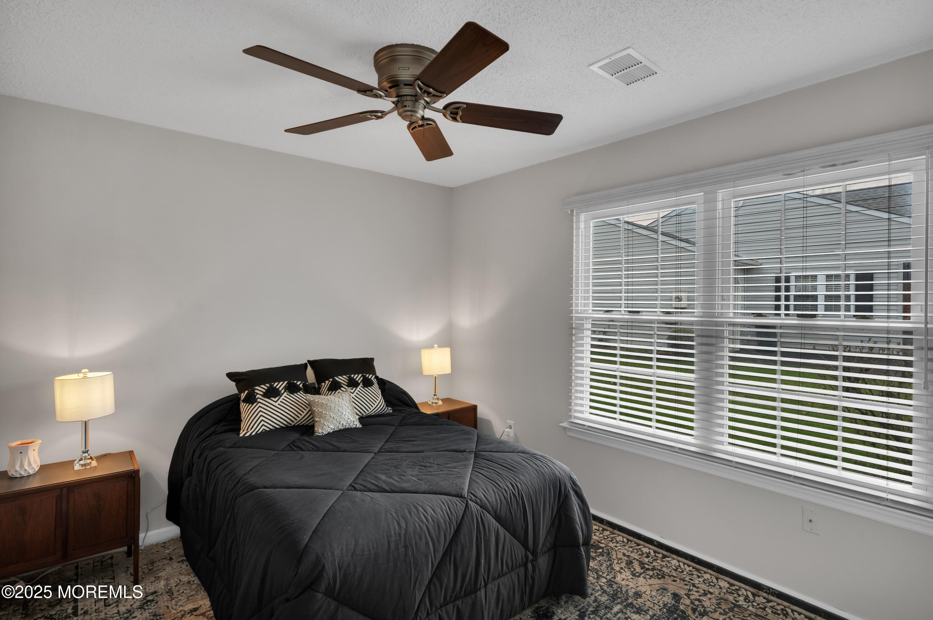 4 Edgeware Close #1000, Freehold, New Jersey image 14