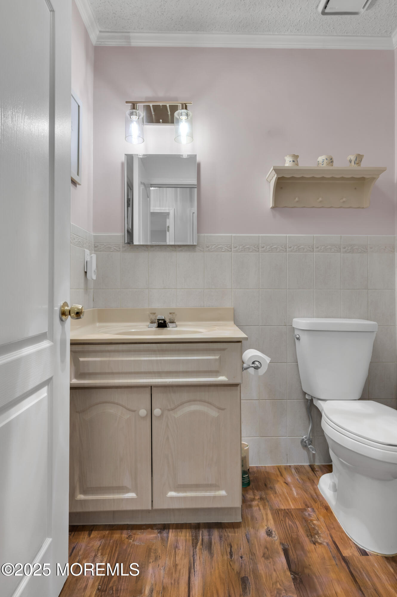 4 Edgeware Close #1000, Freehold, New Jersey image 17