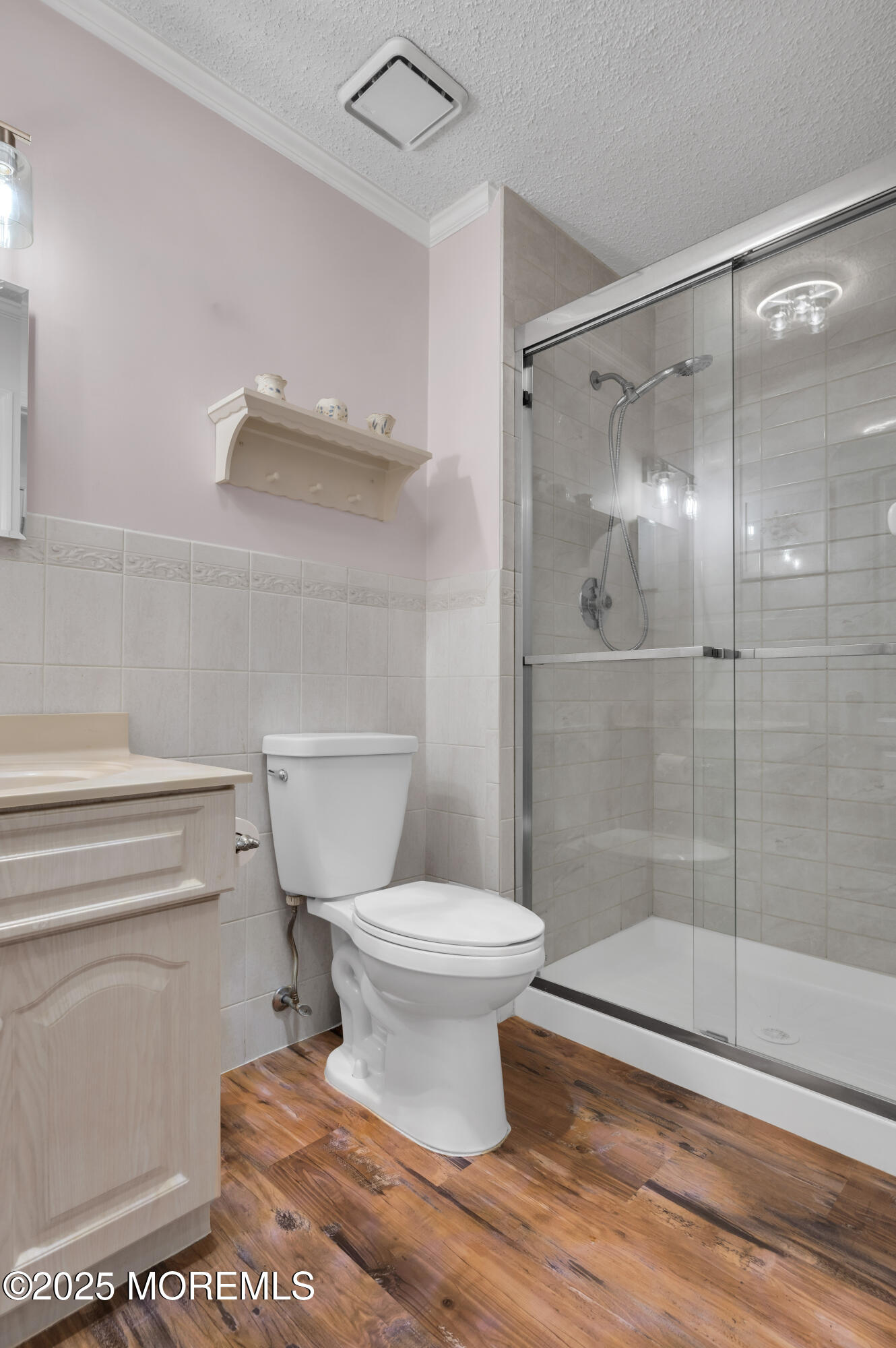 4 Edgeware Close #1000, Freehold, New Jersey image 16