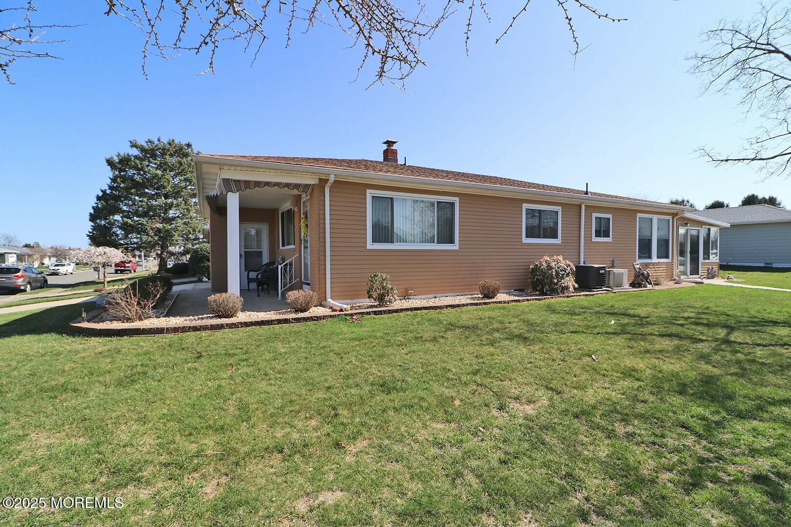 232 Bonaire Drive, Toms River, New Jersey image 2