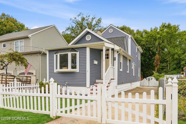 9 BRIARCLIFF PL, PORT MONMOUTH, NJ 07758 - Image db9a7bb585e48170080b3ec0af6535c4/1701876158