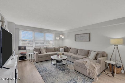 28 Riverside Avenue 4G Red Bank NJ 07701