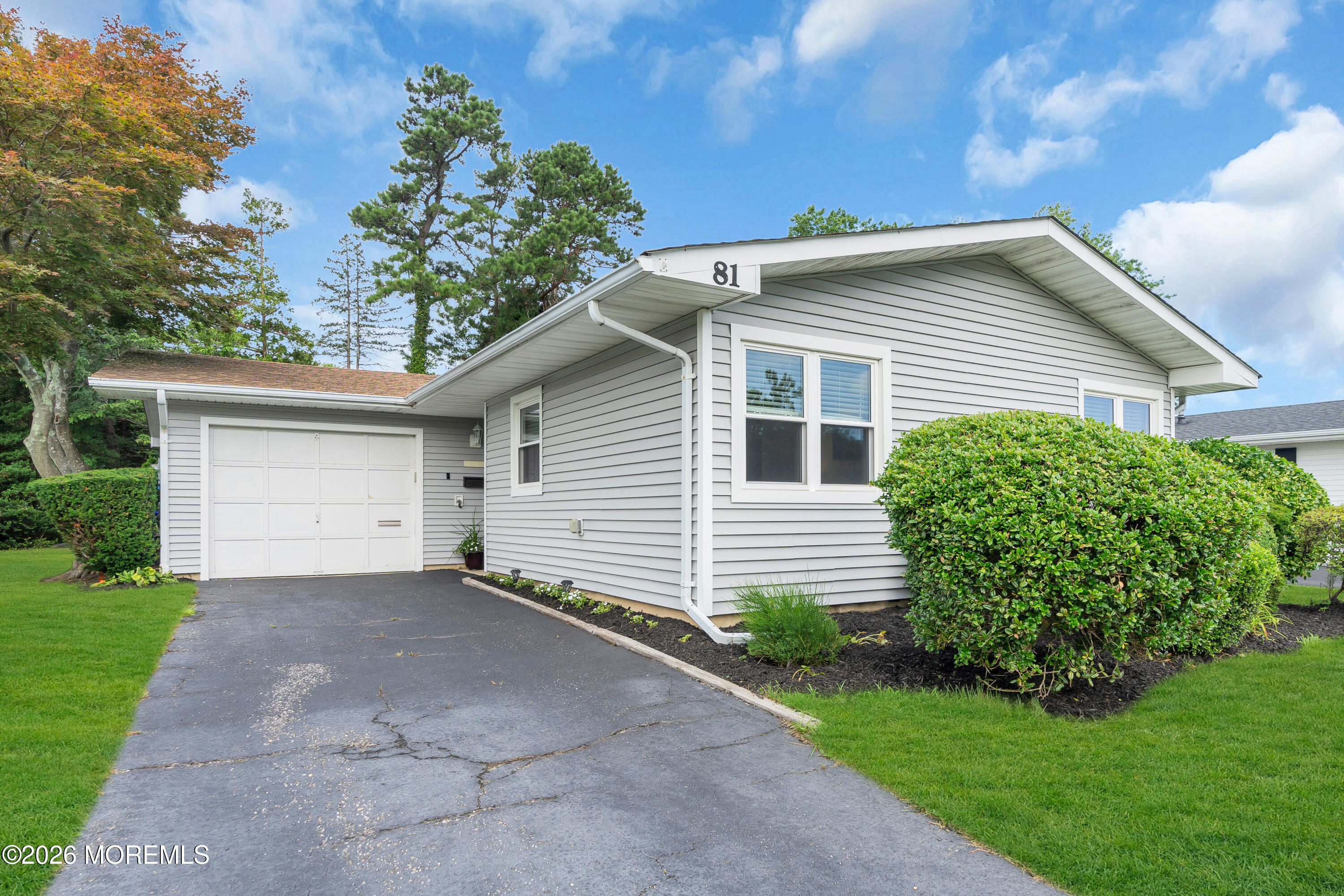 81 Blake Circle