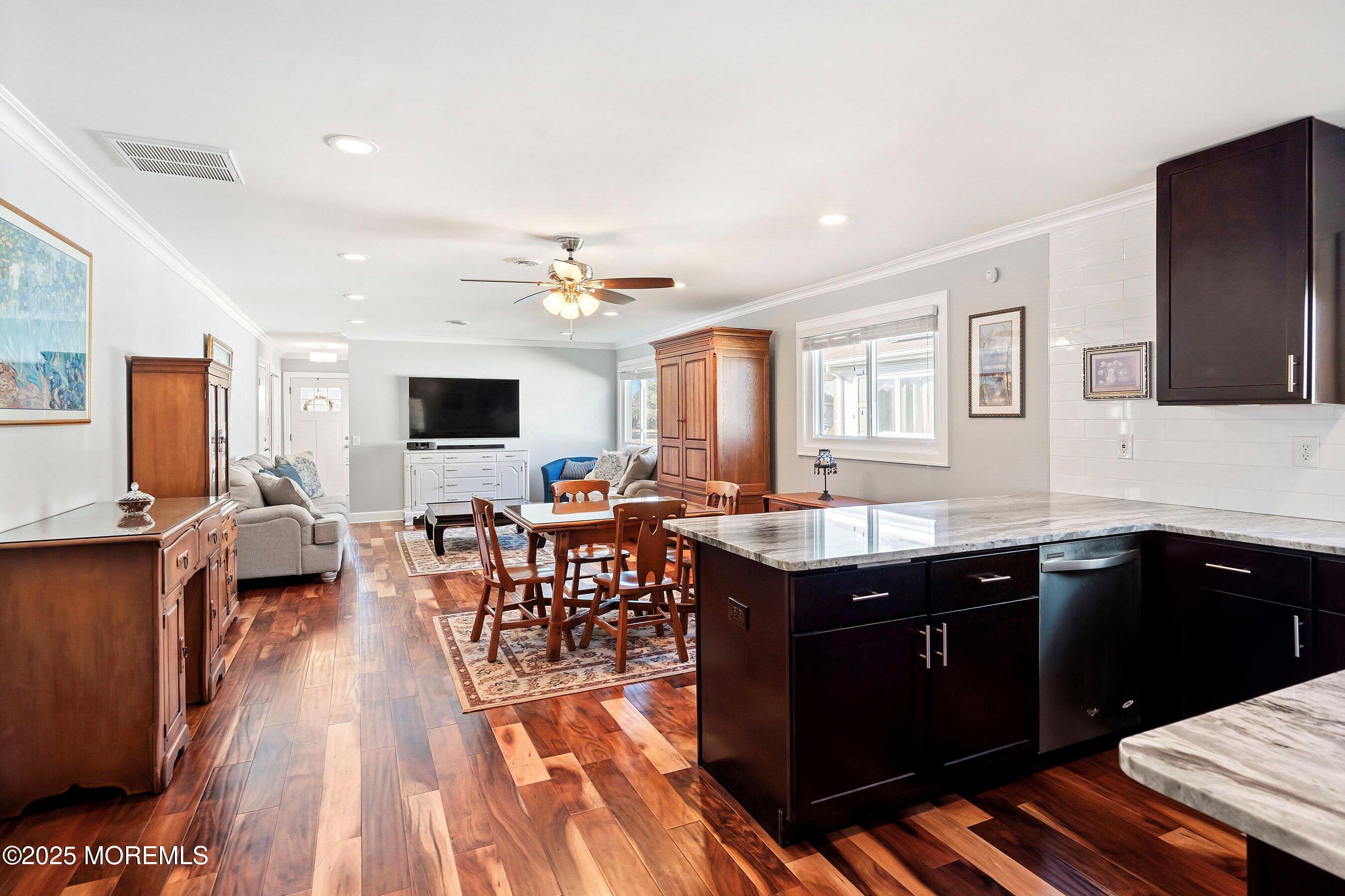15 Aztec Court, Toms River, New Jersey image 22