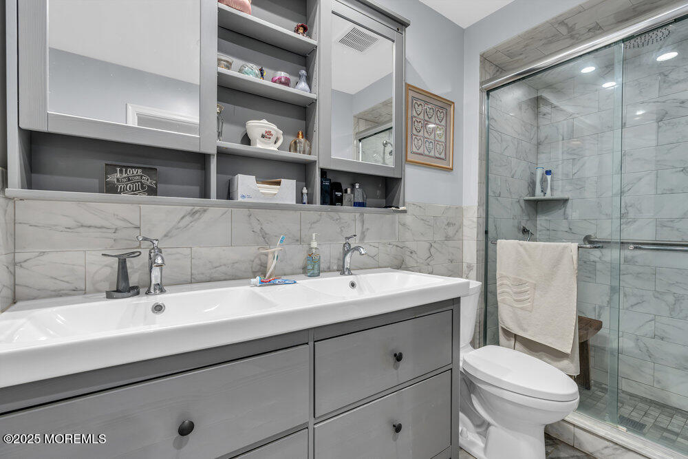 16 Silversmith Court, Howell, New Jersey image 21
