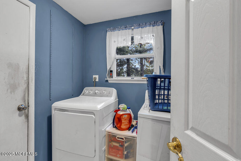 16 Silversmith Court, Howell, New Jersey image 31