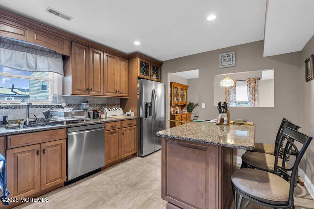 16 Silversmith Court, Howell, New Jersey image 9