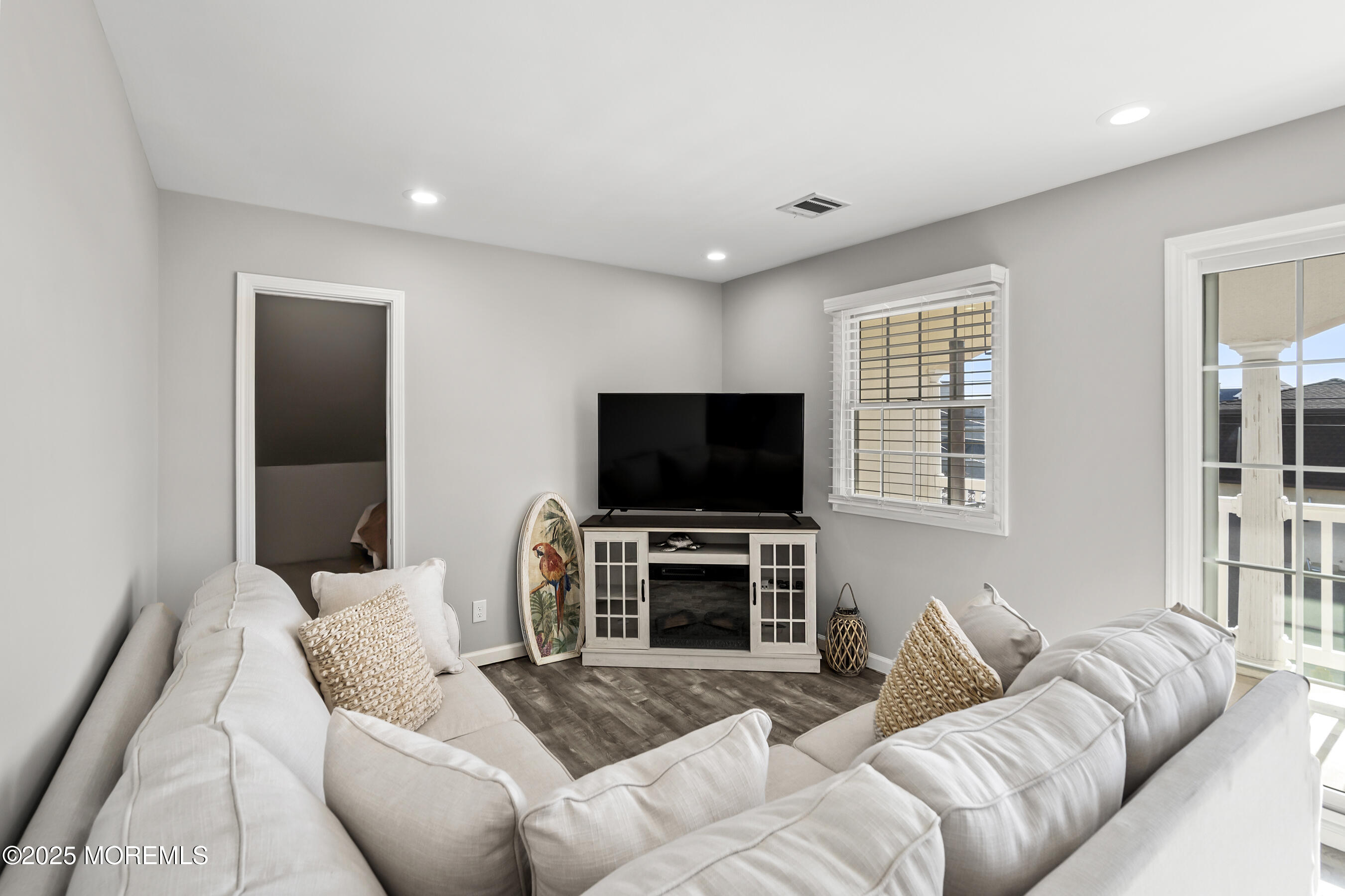 731 Marie Street, Toms River, New Jersey image 23