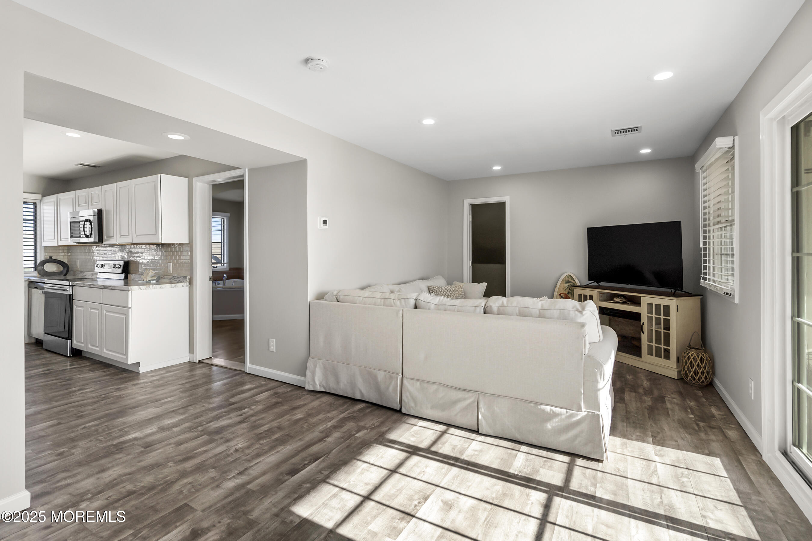 731 Marie Street, Toms River, New Jersey image 24