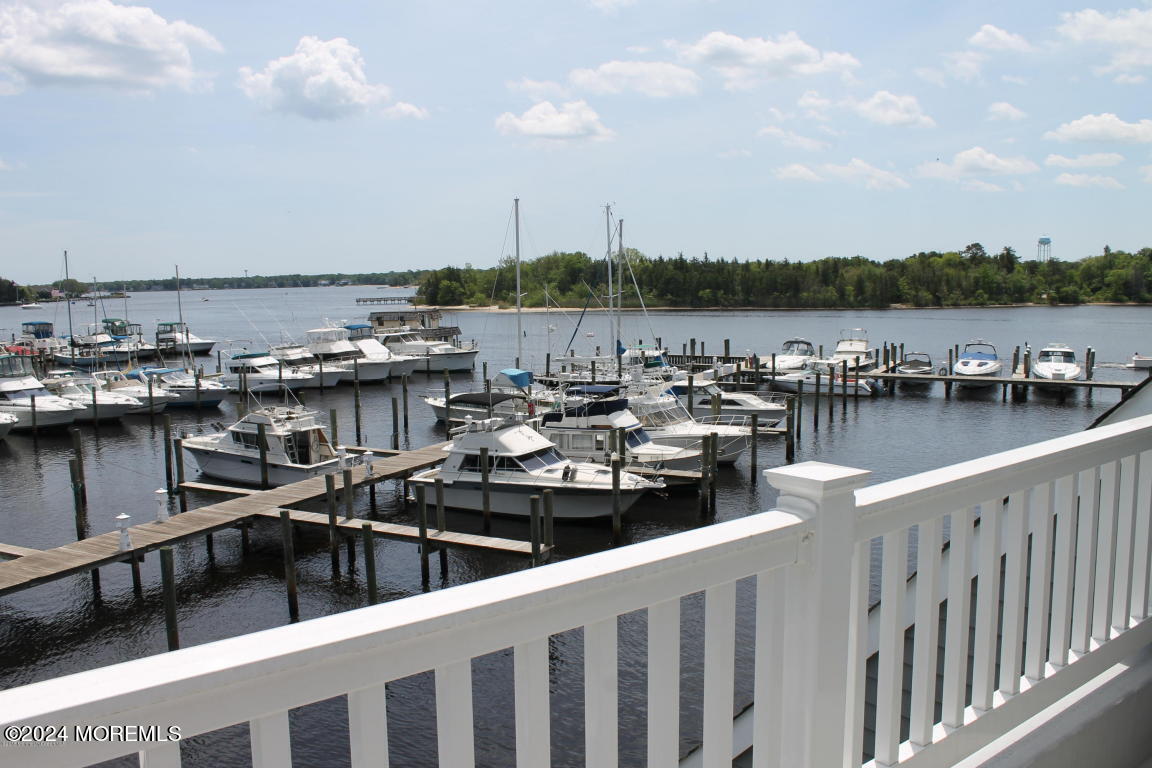 305 Spinnakers Cove #305, Toms River, New Jersey image 2