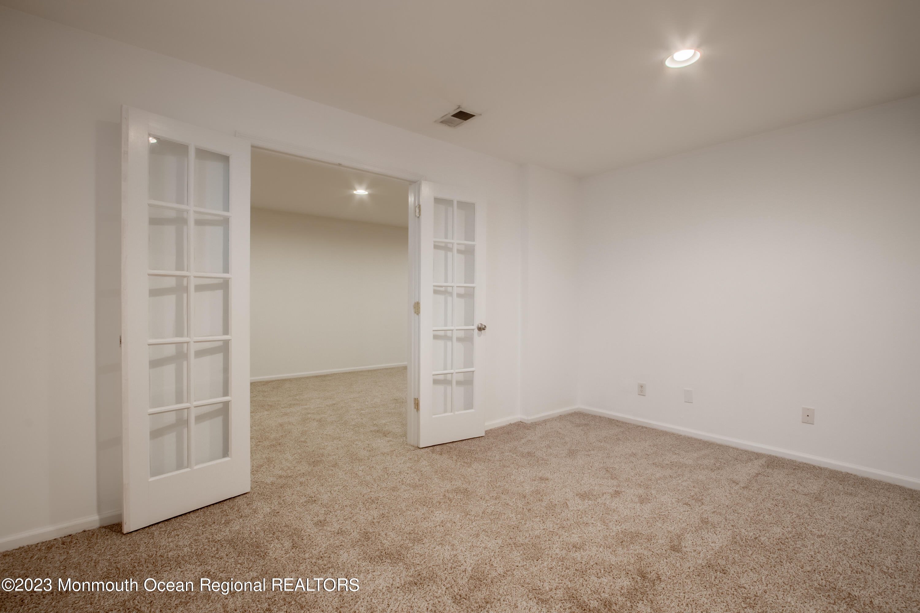 98 S Shore Drive #36, South Amboy, New Jersey image 23