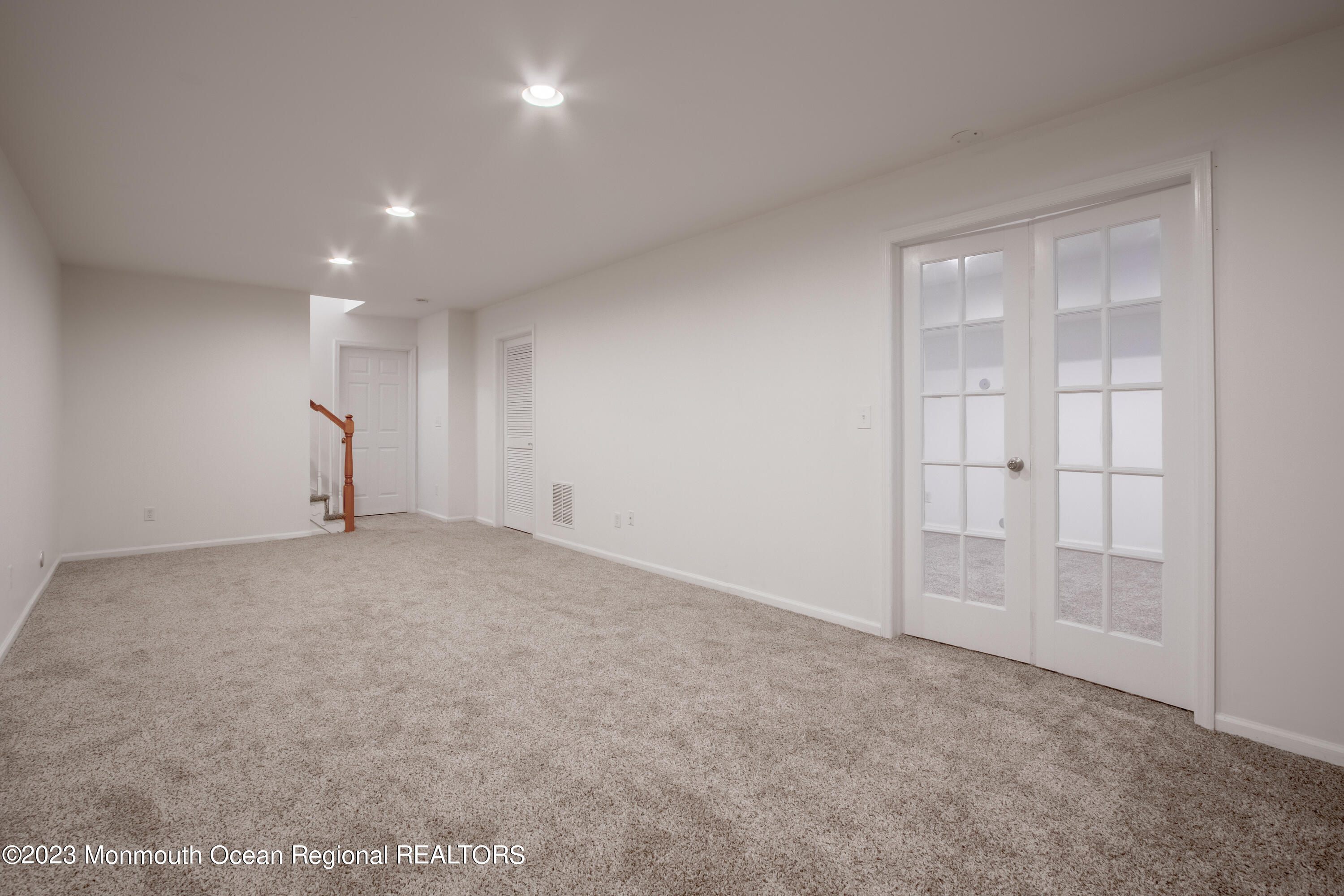 98 S Shore Drive #36, South Amboy, New Jersey image 25