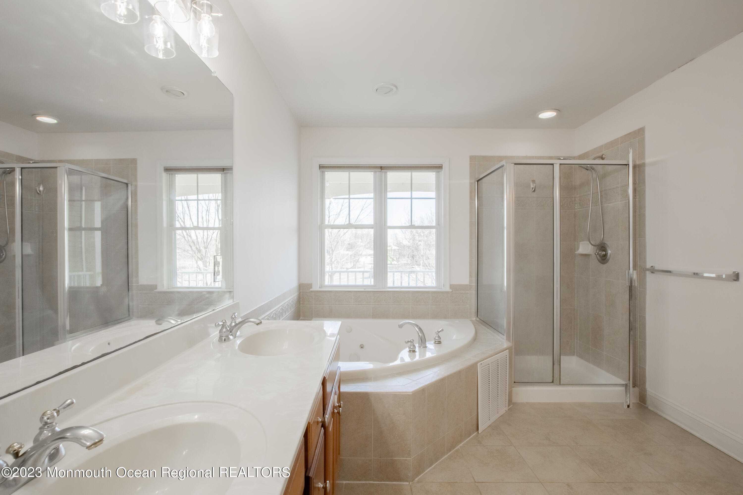 98 S Shore Drive #36, South Amboy, New Jersey image 19