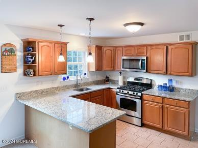 203 Conifer Crest Way, Eatontown, New Jersey image 4