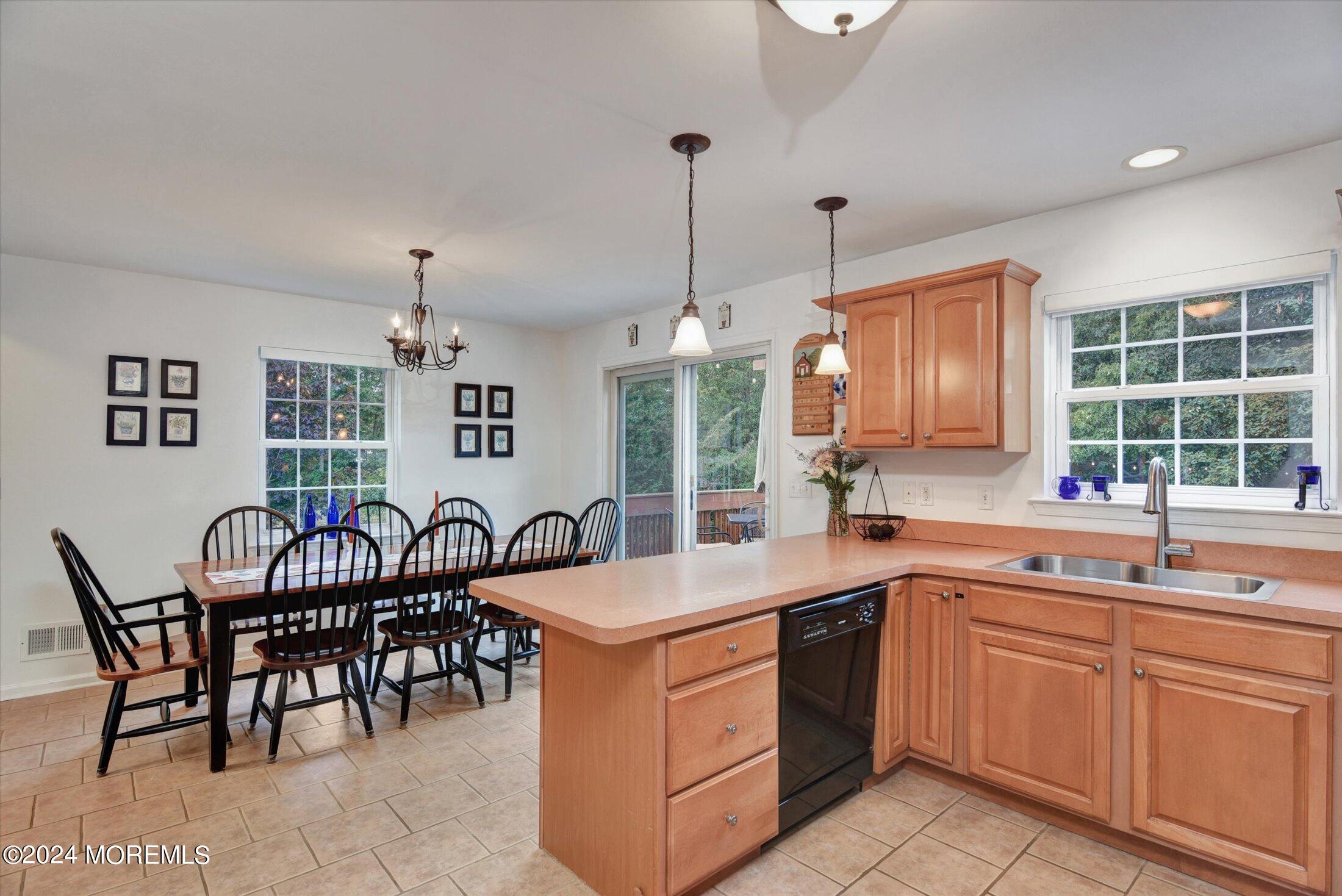 203 Conifer Crest Way, Eatontown, New Jersey image 7