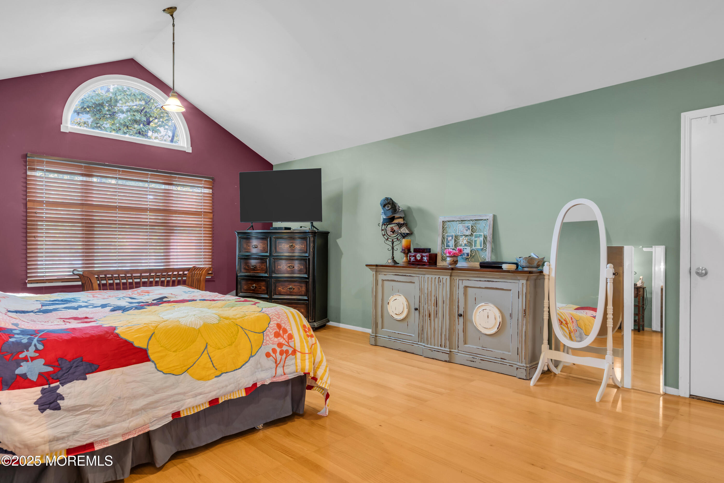 2 Wendi Way, Manalapan, New Jersey image 19