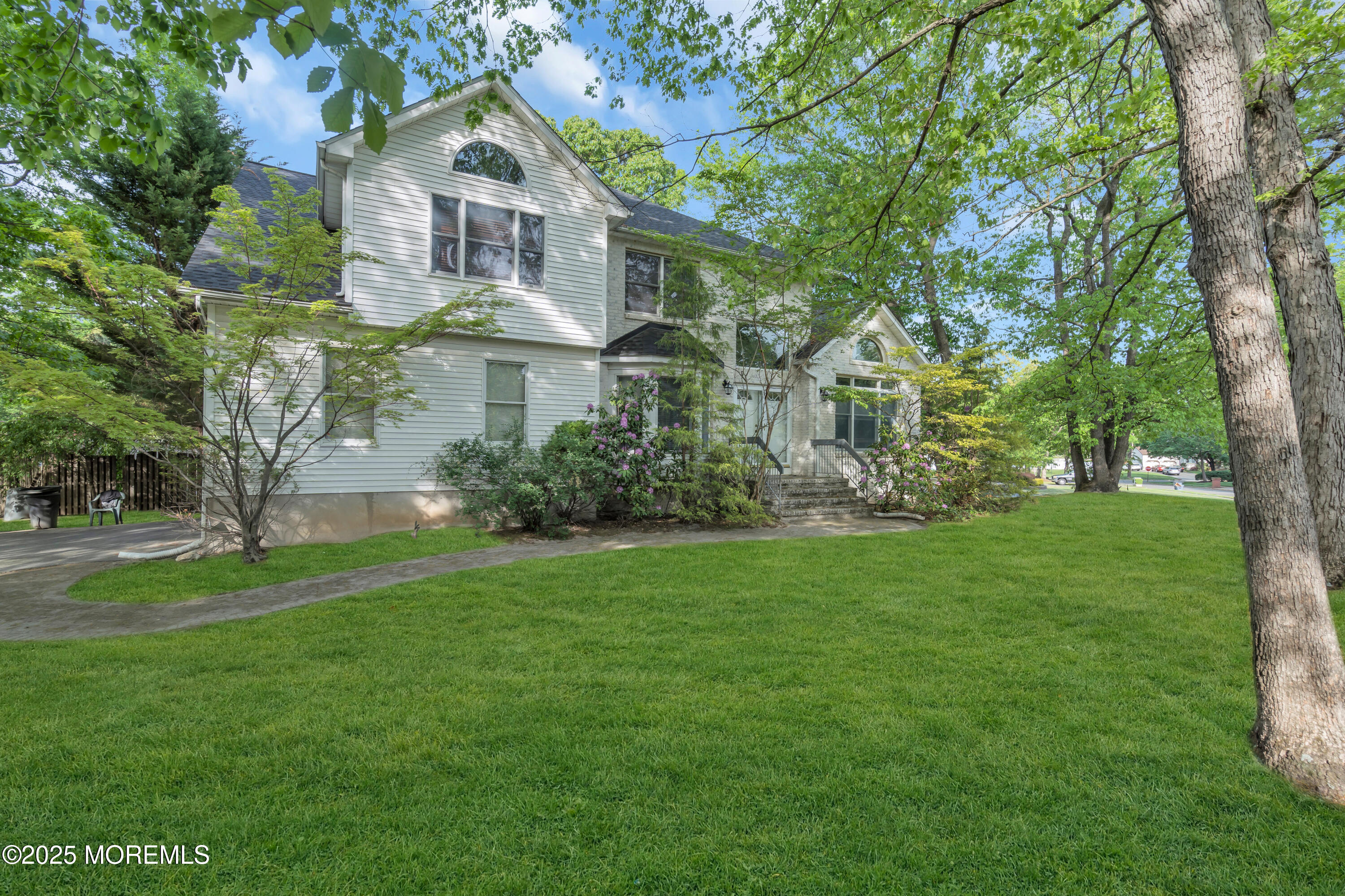 2 Wendi Way, Manalapan, New Jersey image 36