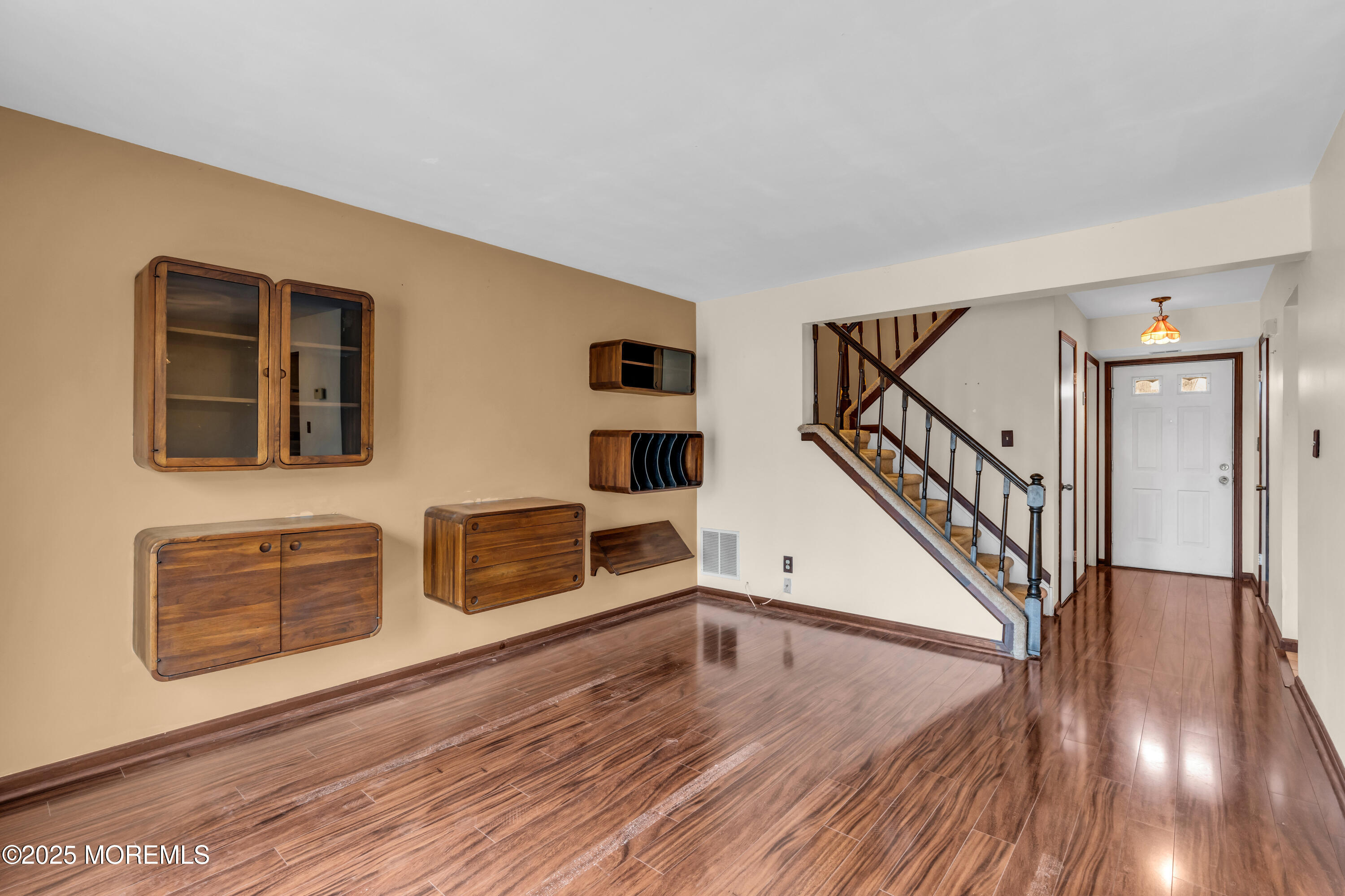 6 Canary Circle #1000, Howell, New Jersey image 8