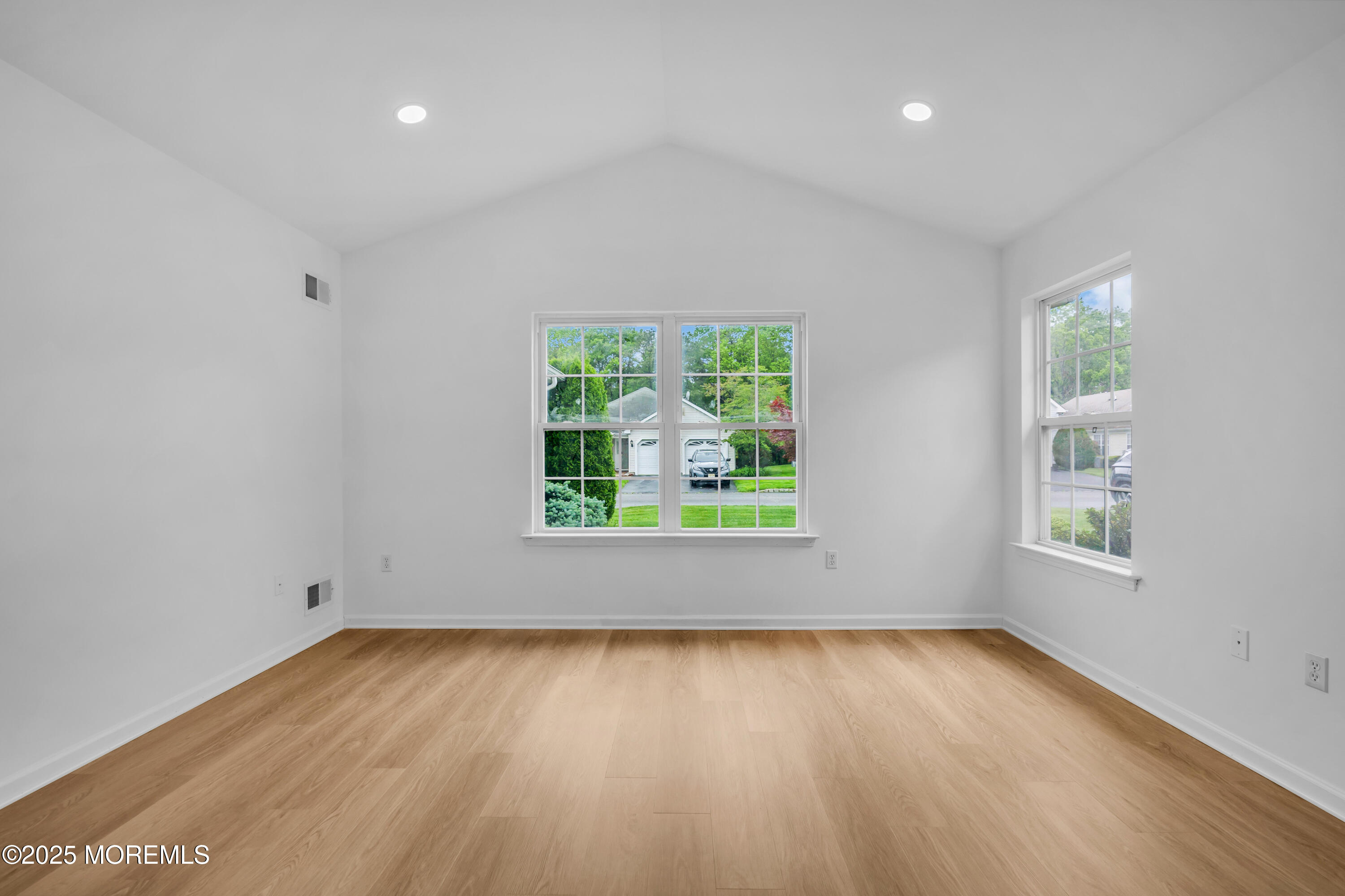 31 Oakmont Road, Lakewood, New Jersey image 38