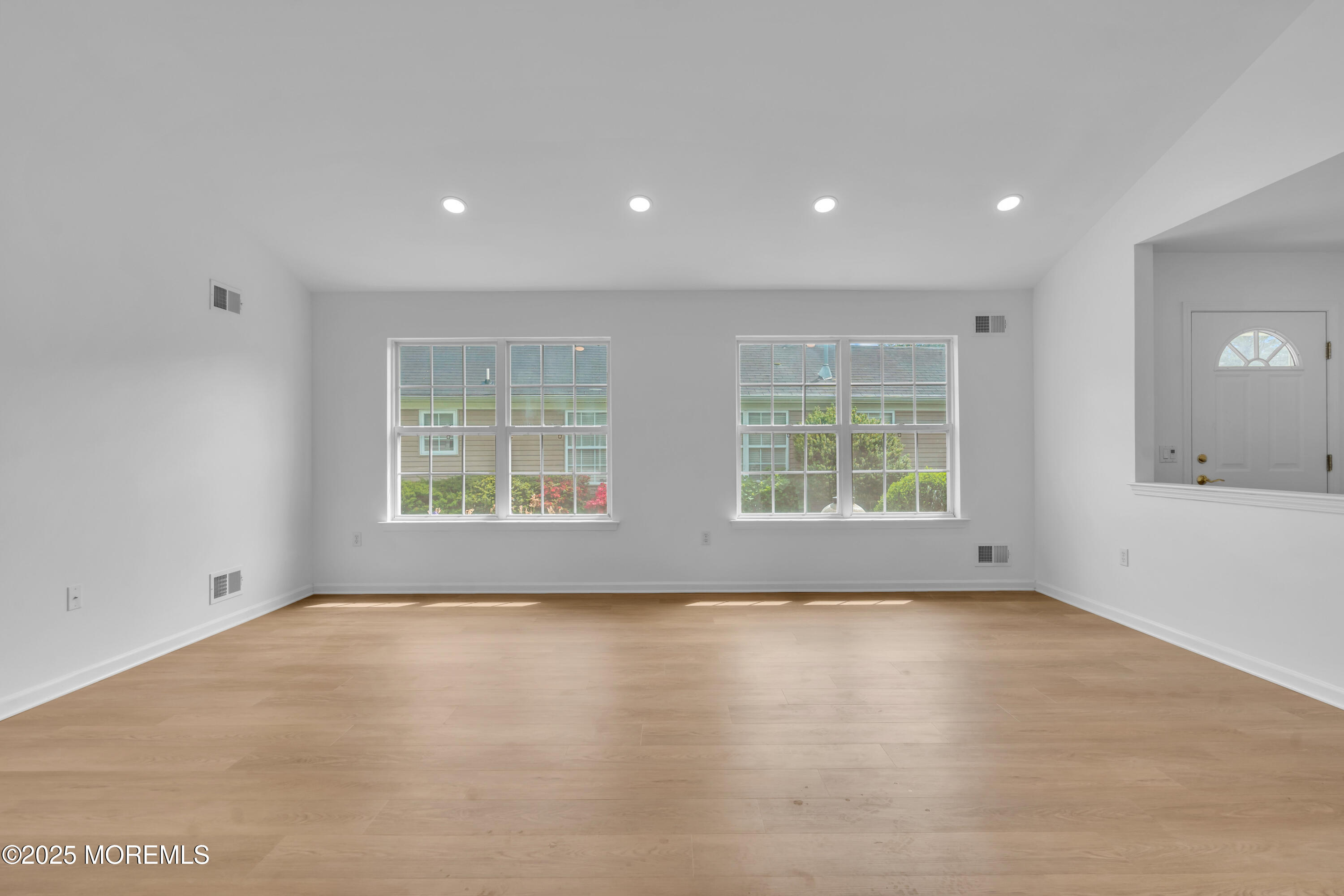 31 Oakmont Road, Lakewood, New Jersey image 7