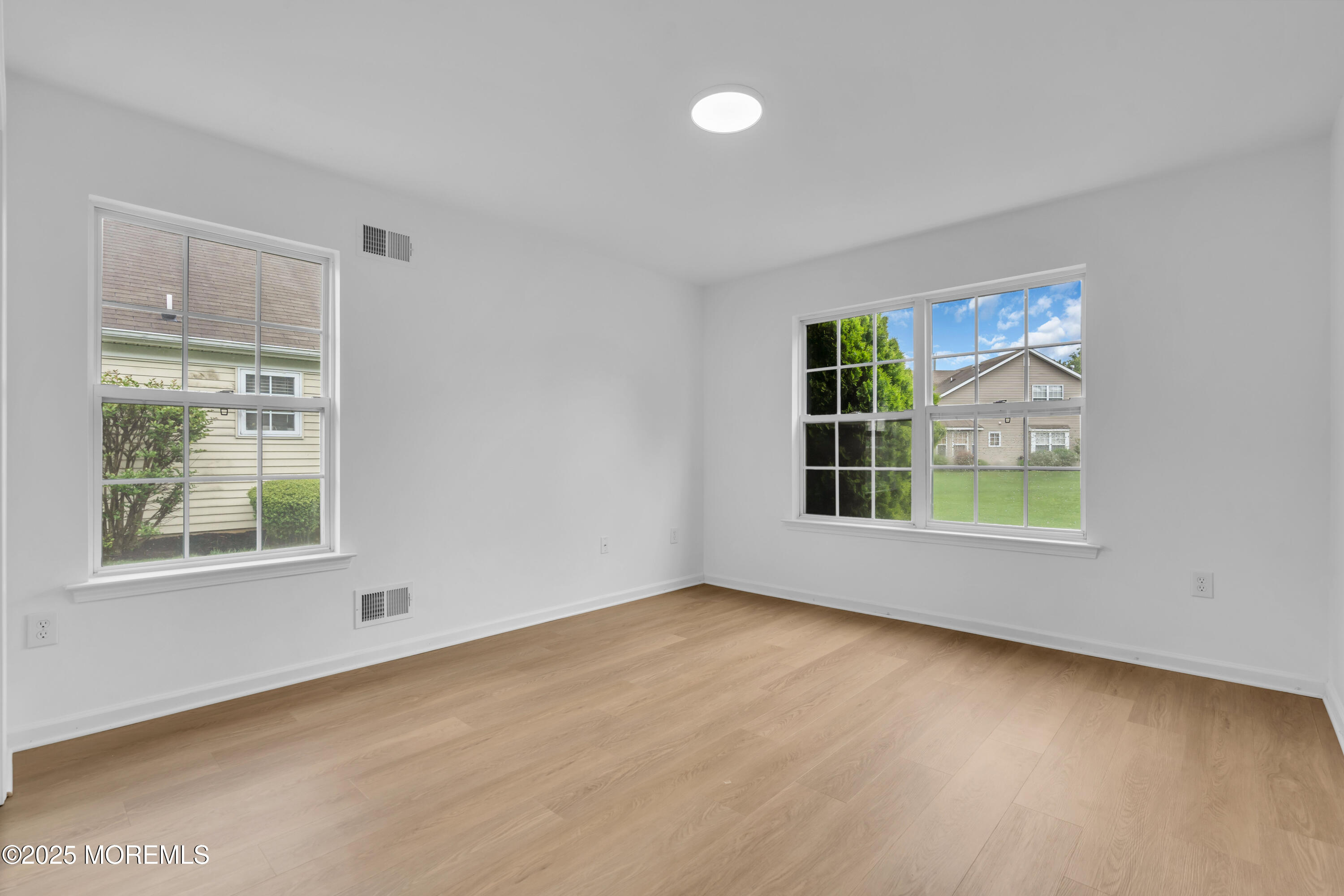 31 Oakmont Road, Lakewood, New Jersey image 27