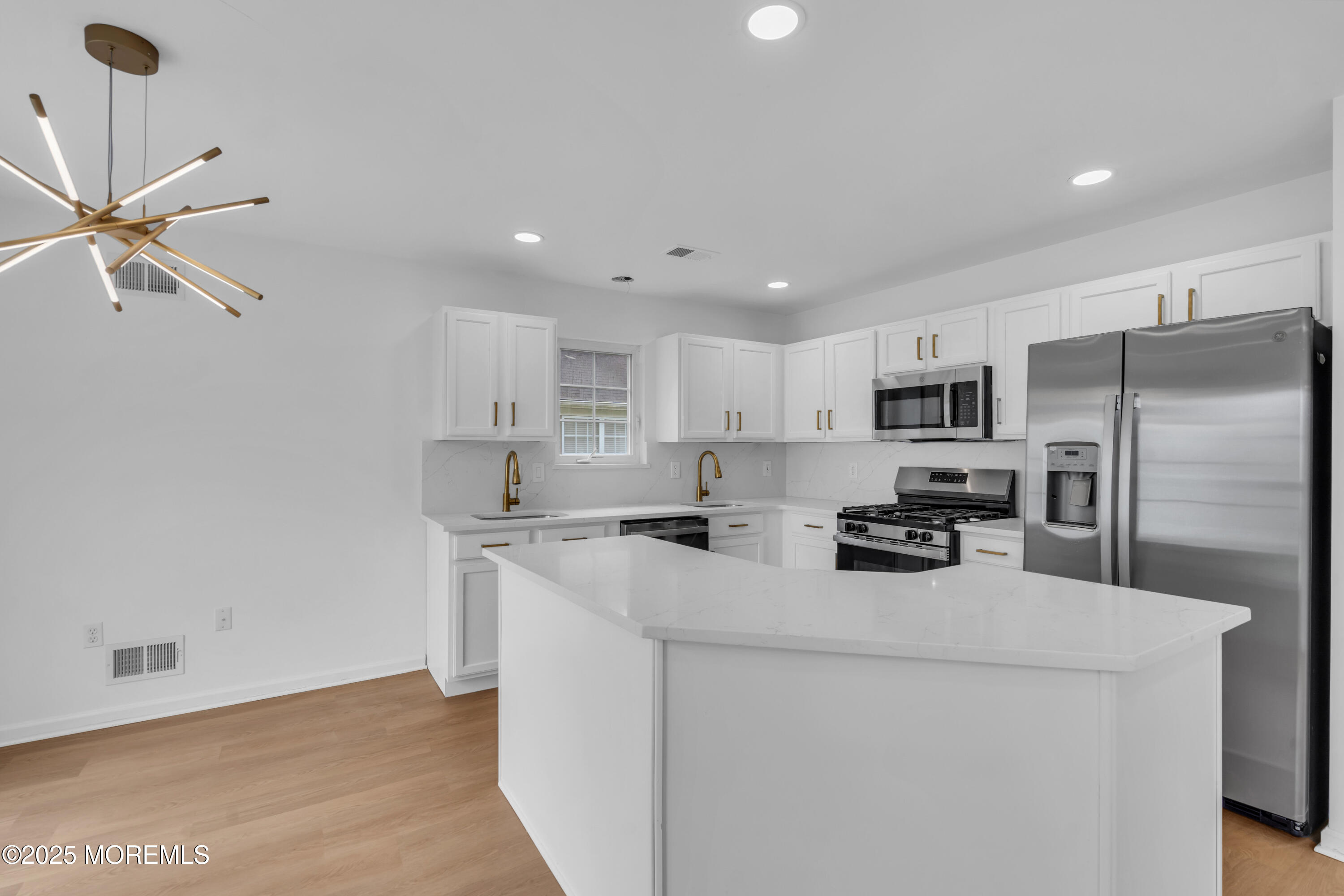 31 Oakmont Road, Lakewood, New Jersey image 21