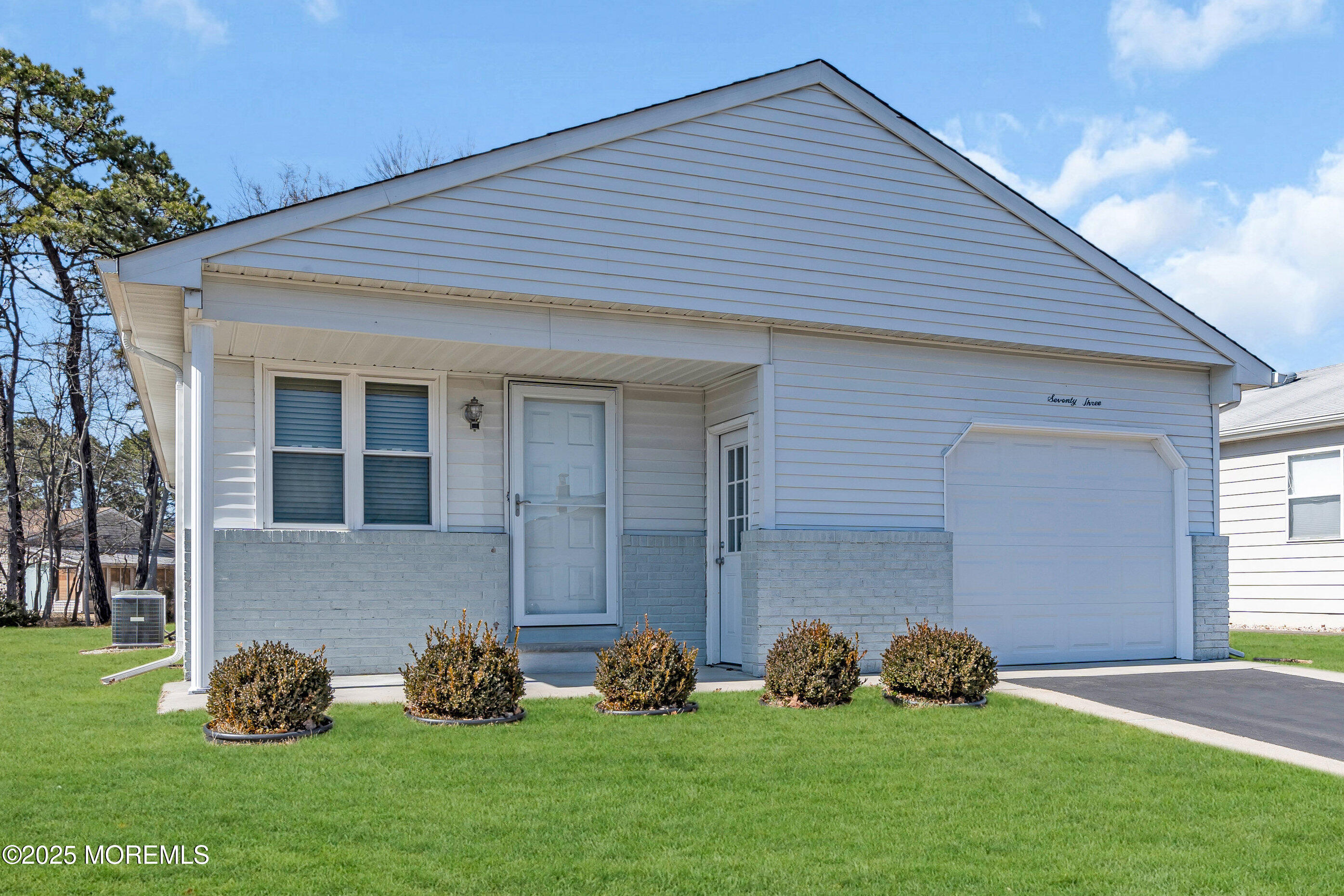 73 Innsbruck Drive, Toms River, New Jersey image 2