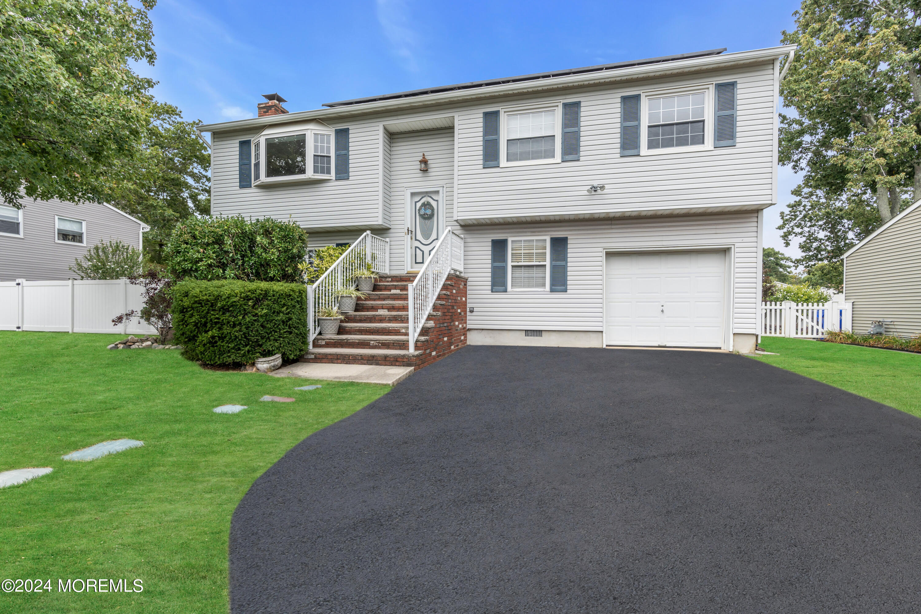 332 Emberly Road, Brick, New Jersey image 5