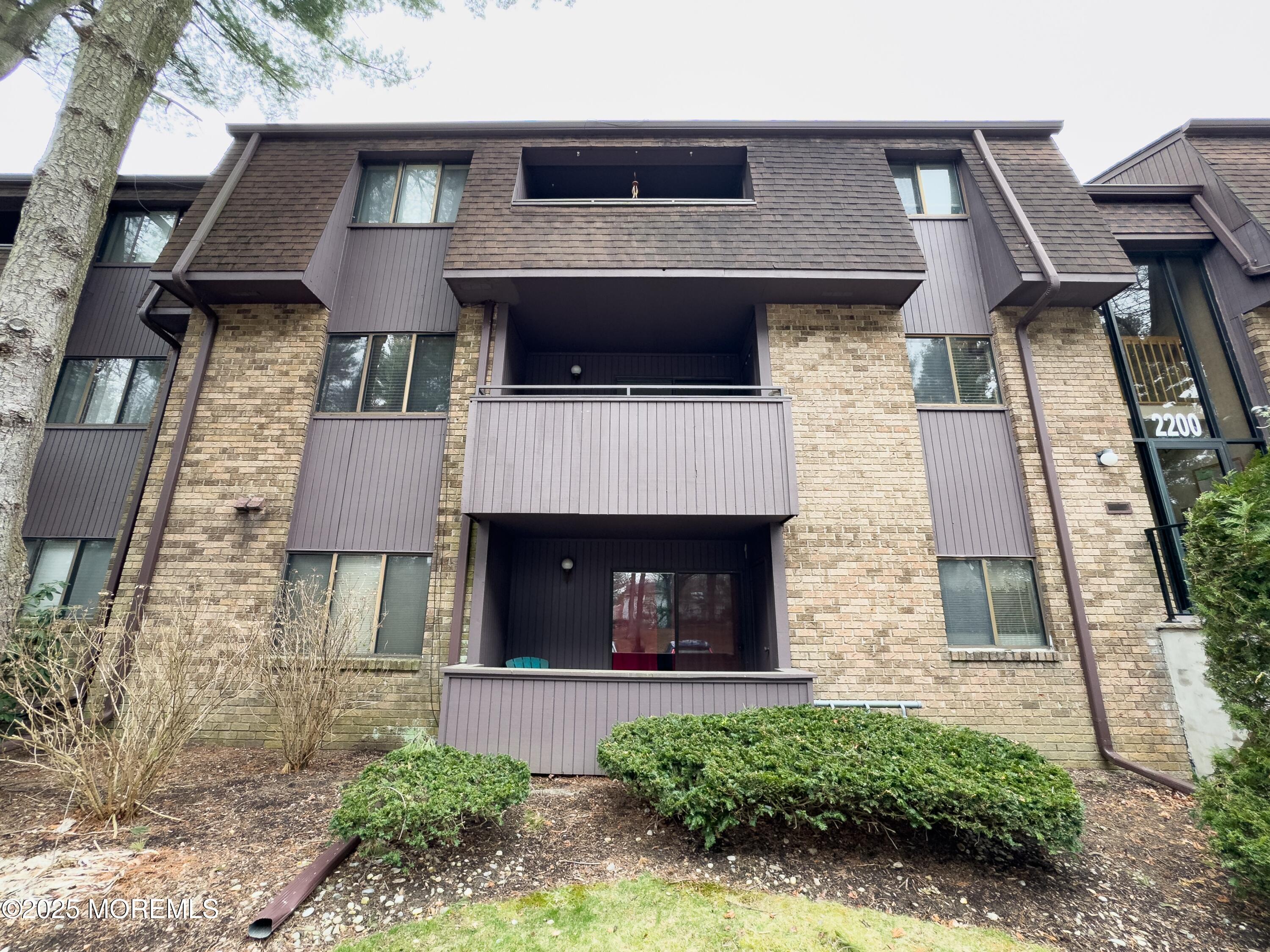 2222 Old Stone Mill Drive, East Windsor, New Jersey image 4
