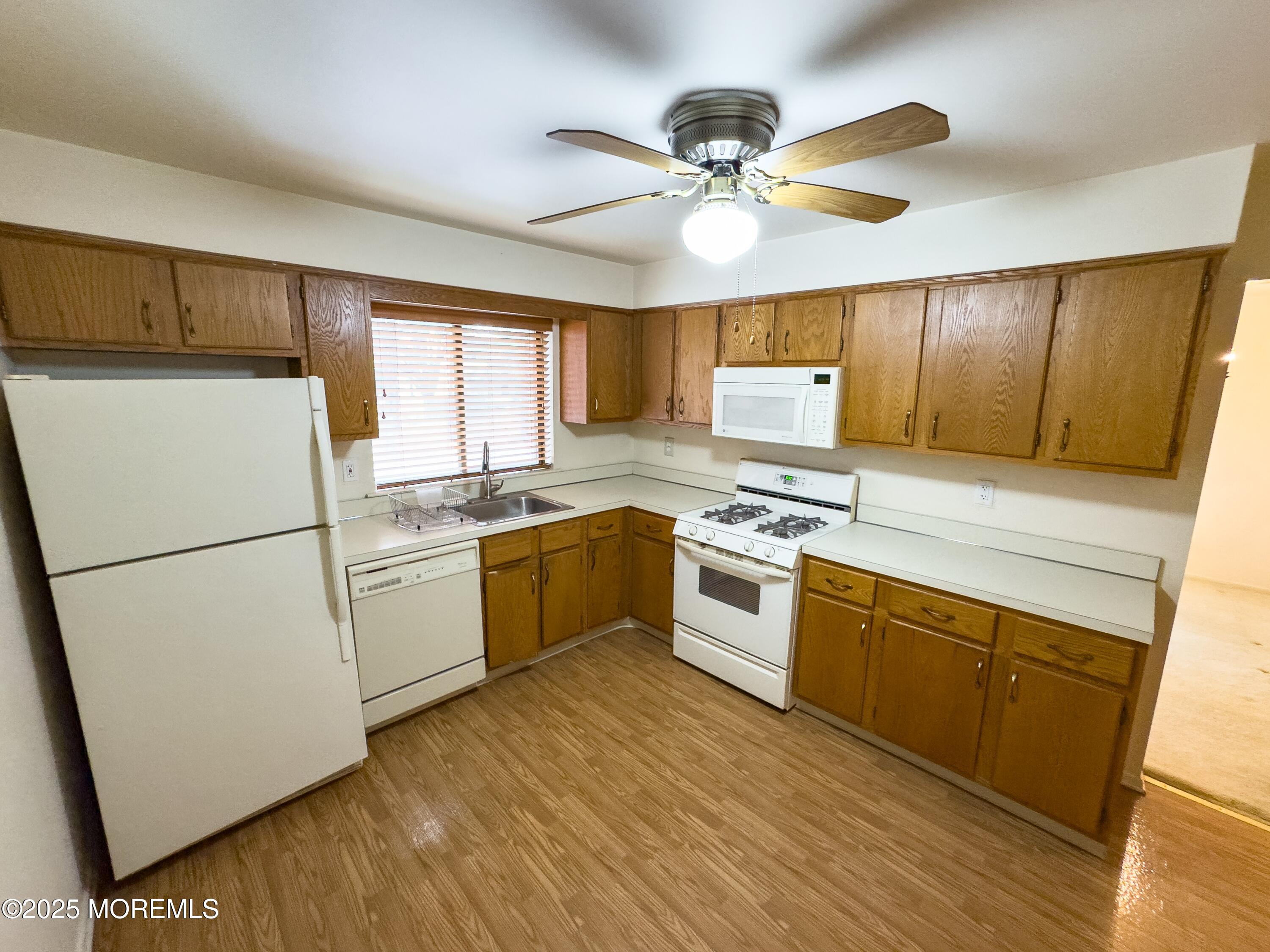 2222 Old Stone Mill Drive, East Windsor, New Jersey image 11