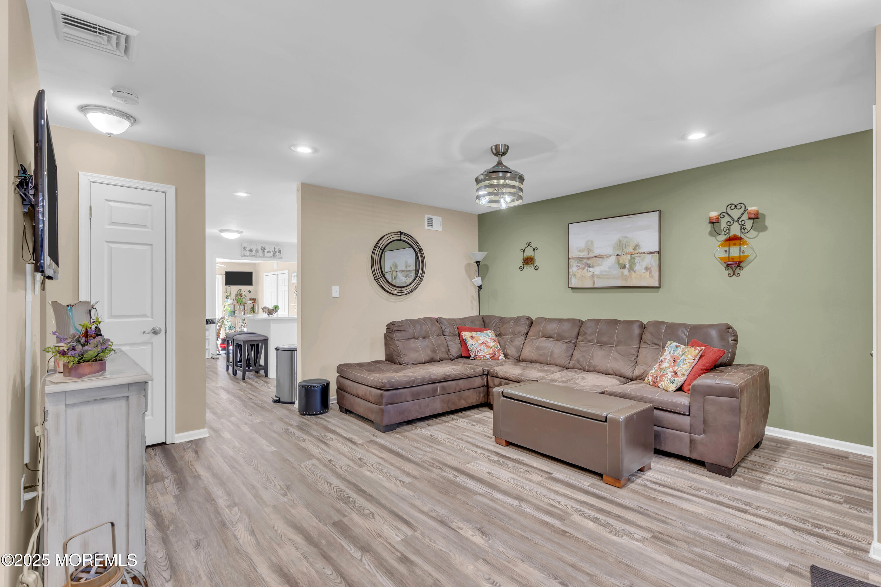 162B Parkway Drive #1000, Freehold, New Jersey image 6