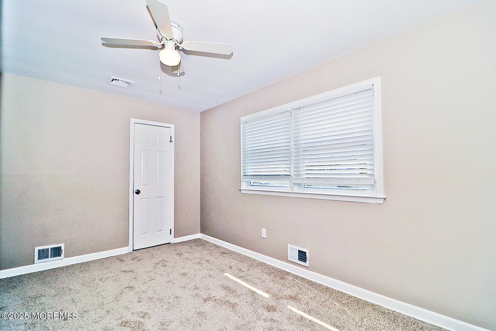 330 Dallas Drive, Toms River, New Jersey image 23